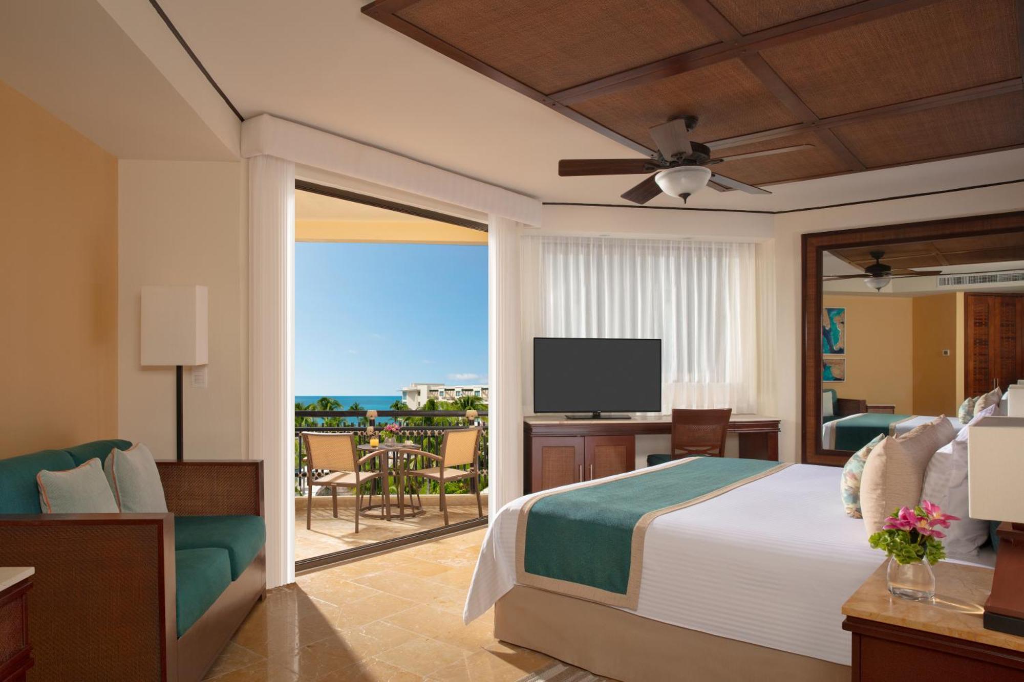 Premium Deluxe Ocean View with Whirlpool (King bed),1498704466:JPEG