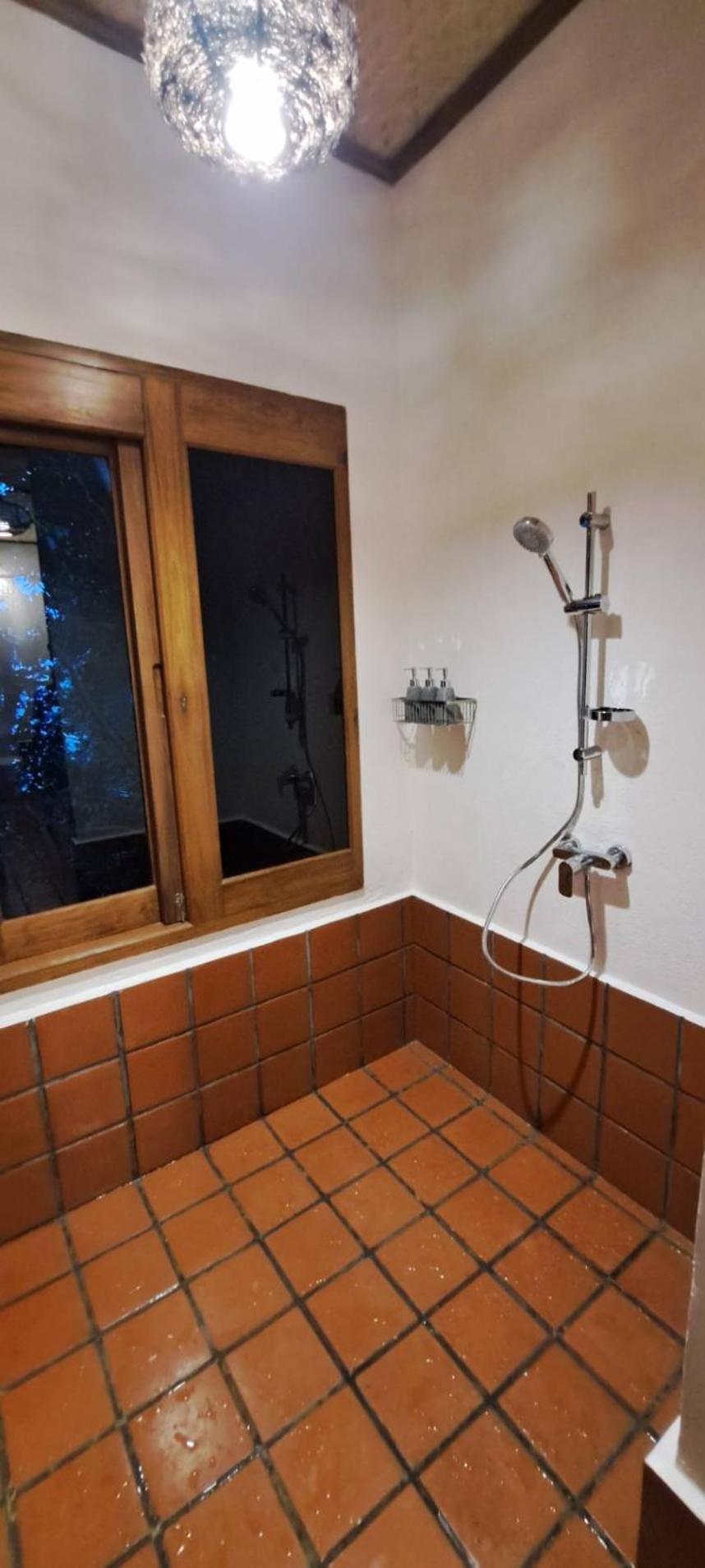 Grande Chambre Double de Luxe avec Climatisation