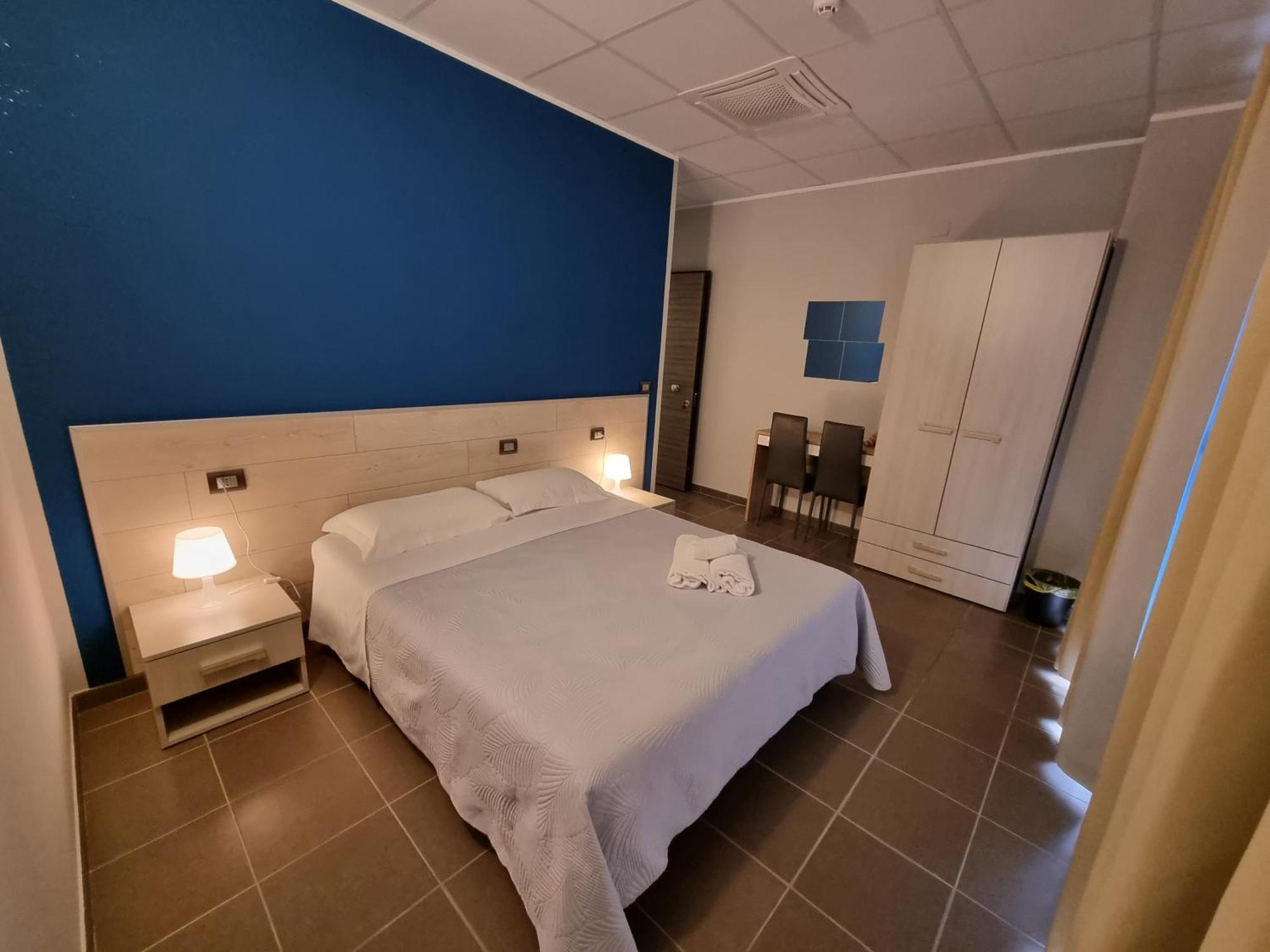 Double Room Private Bathroom