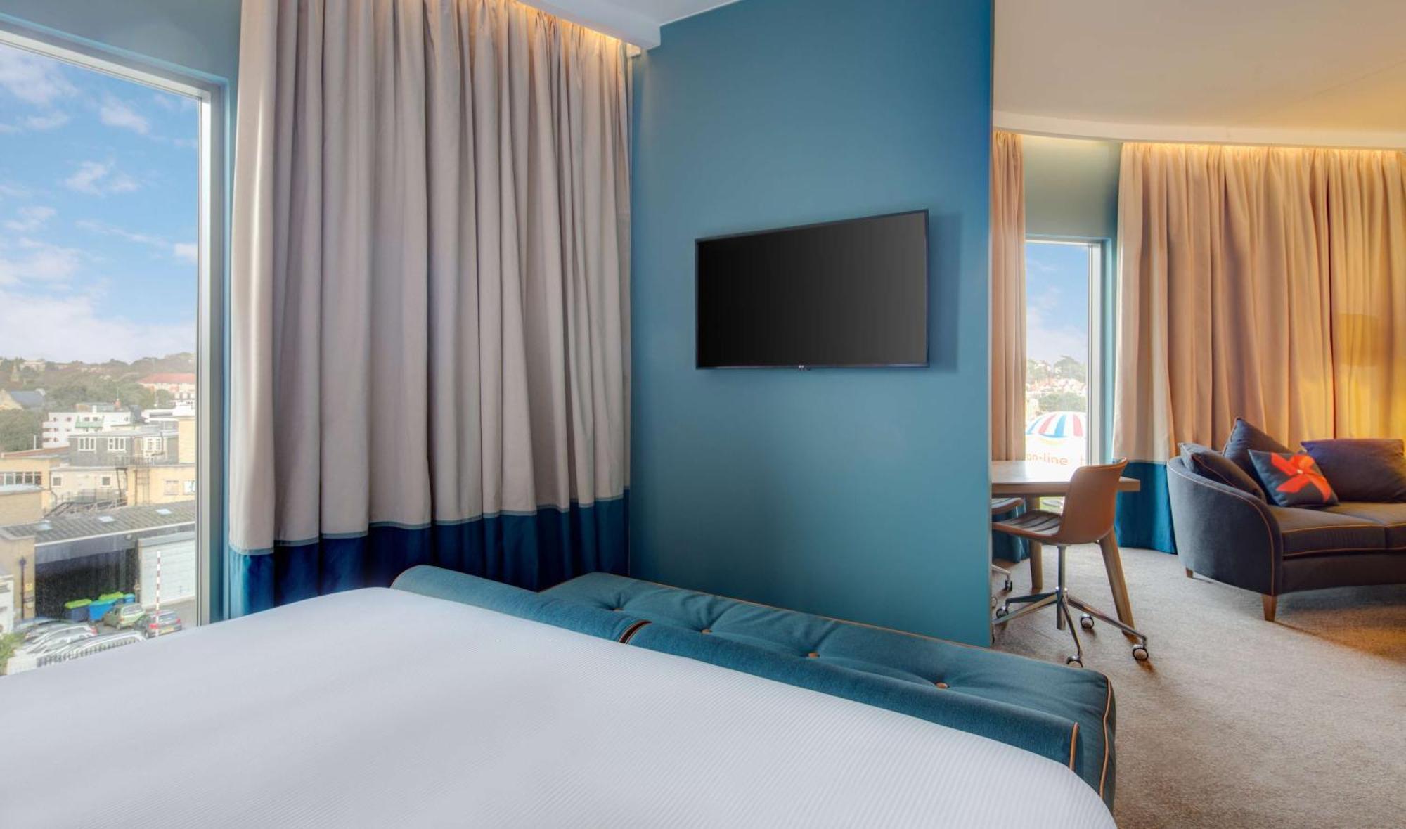 Junior Suite,1661673680:JPEG