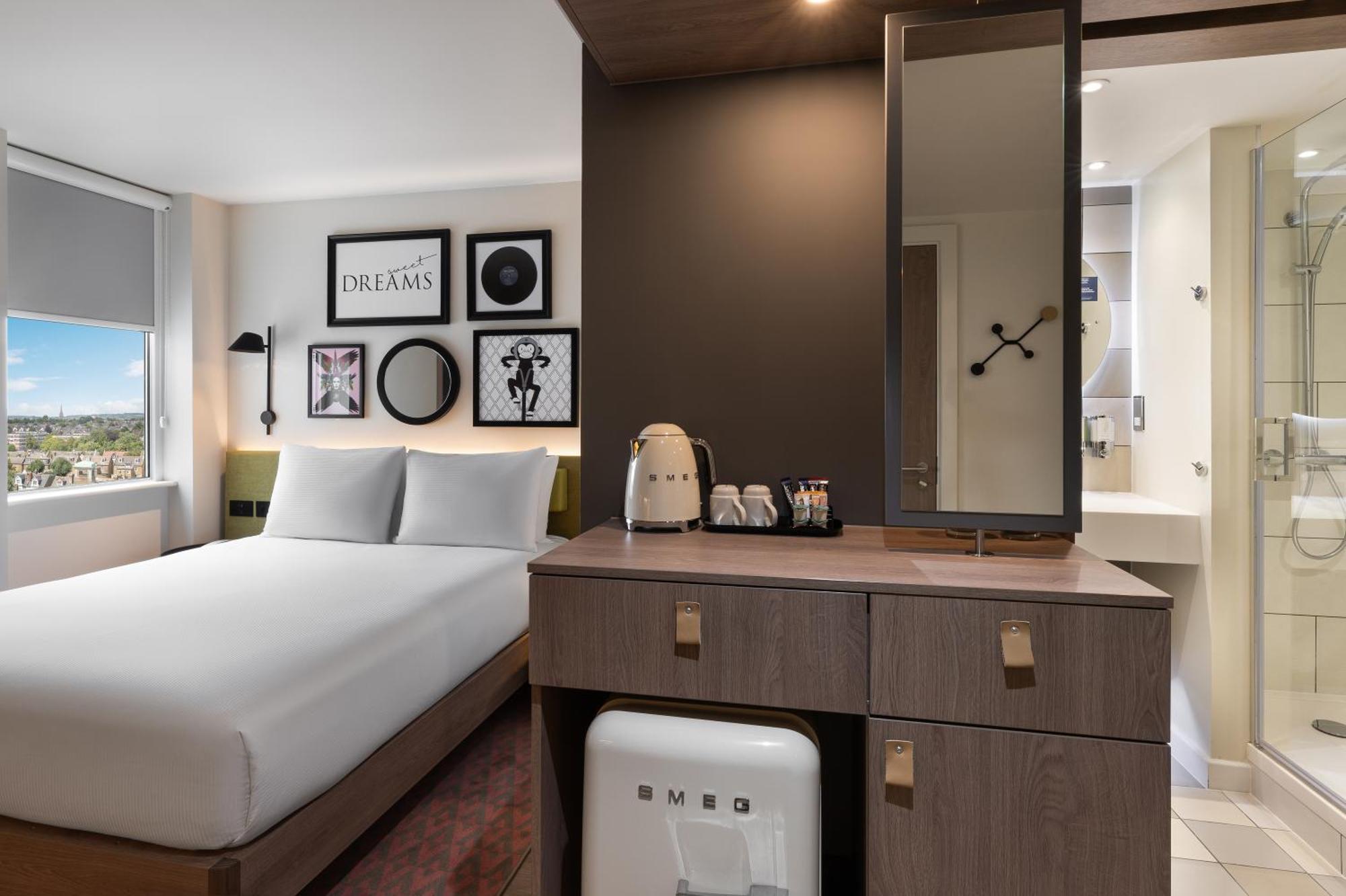 Chambre Lit Queen-Size