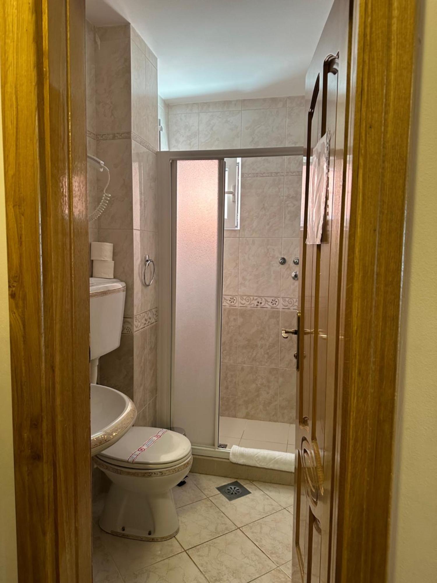 Doppelzimmer mit Balkon