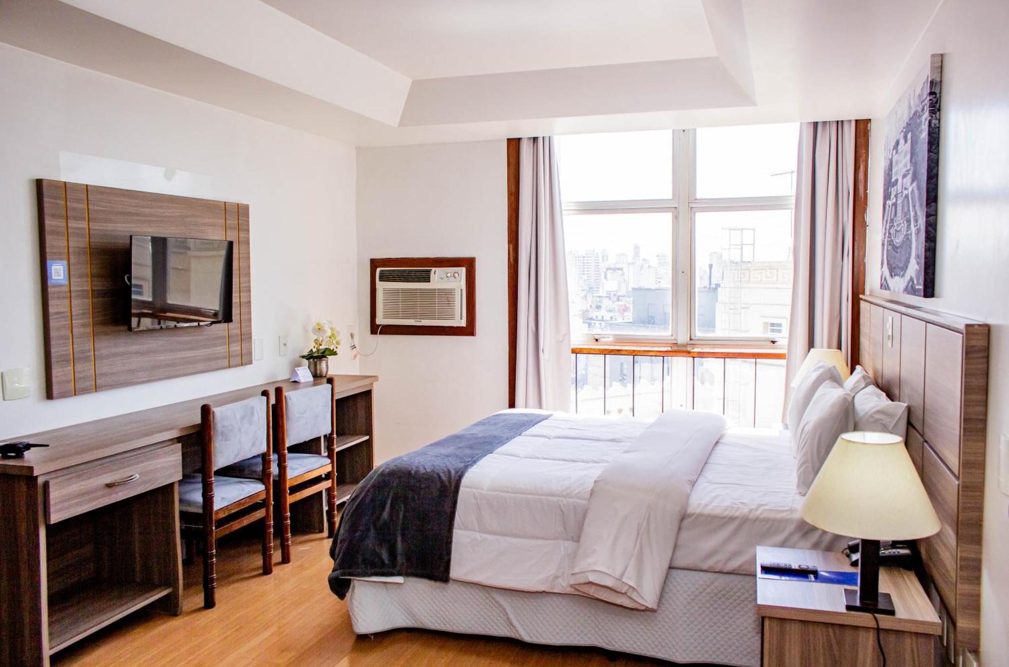 Quarto Superior com Cama de Casal ou 2 de Solteiro