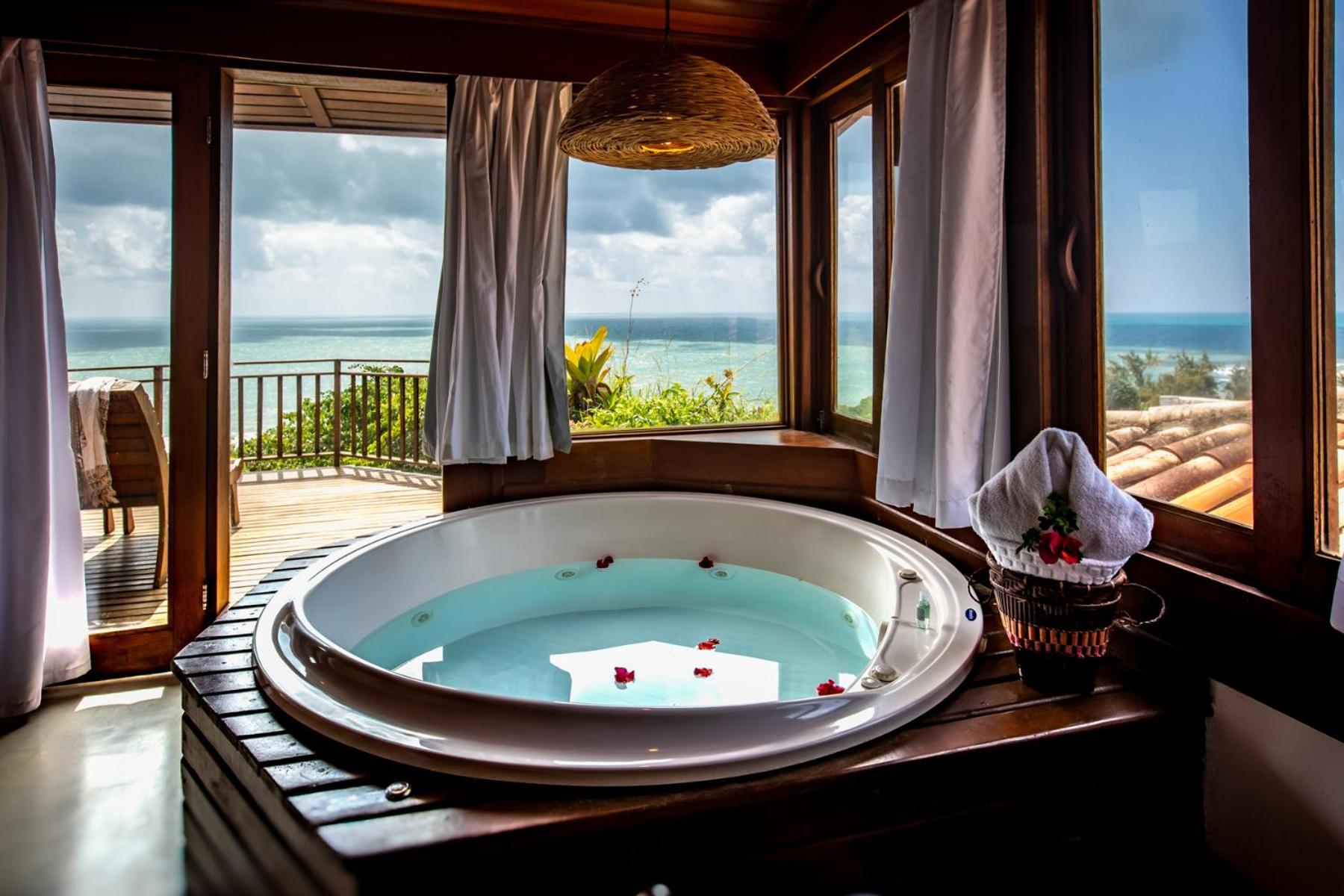 Premier Suite Sea View Spa Bath