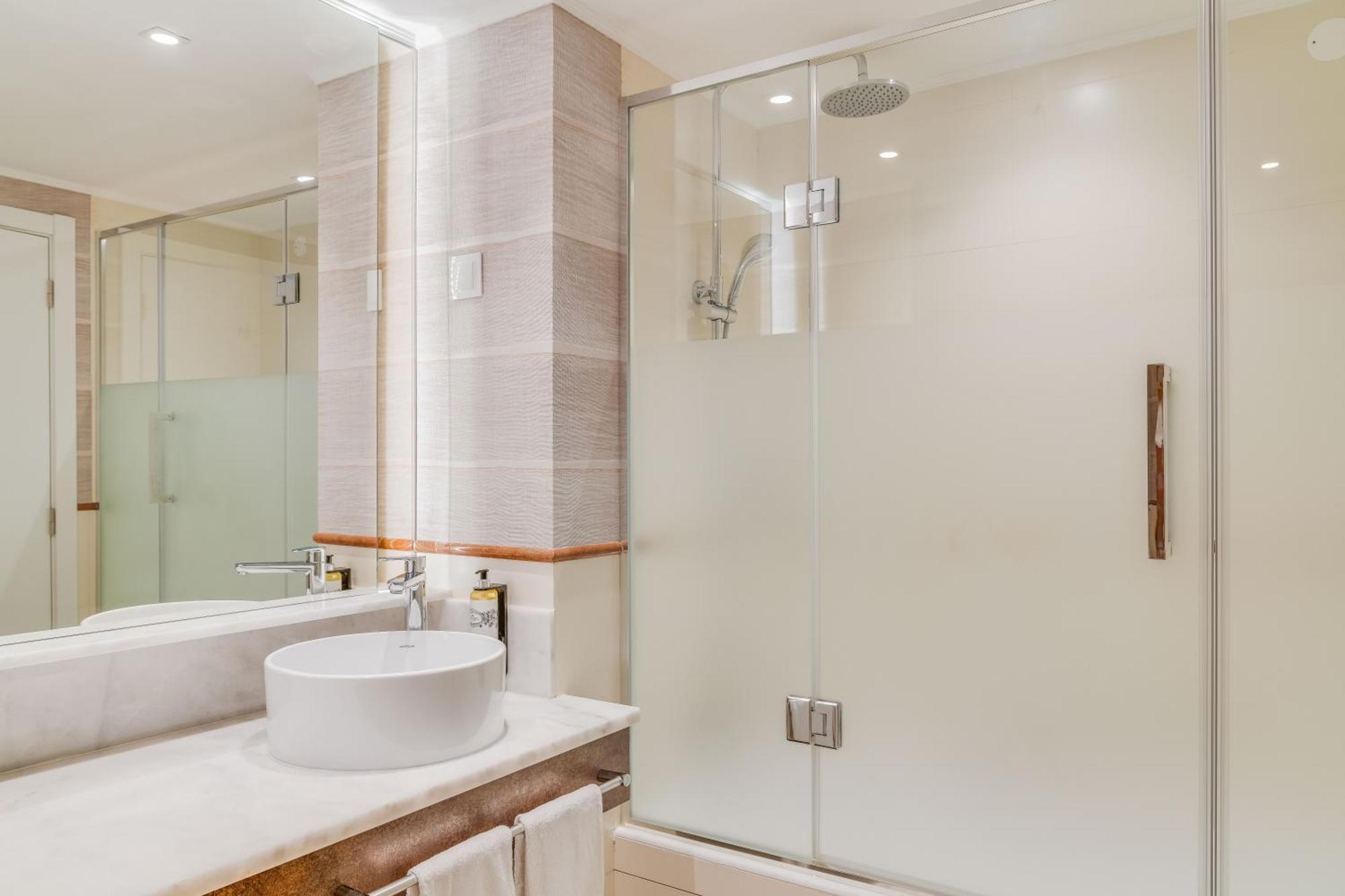 Standard Double or Twin Room with Sea View