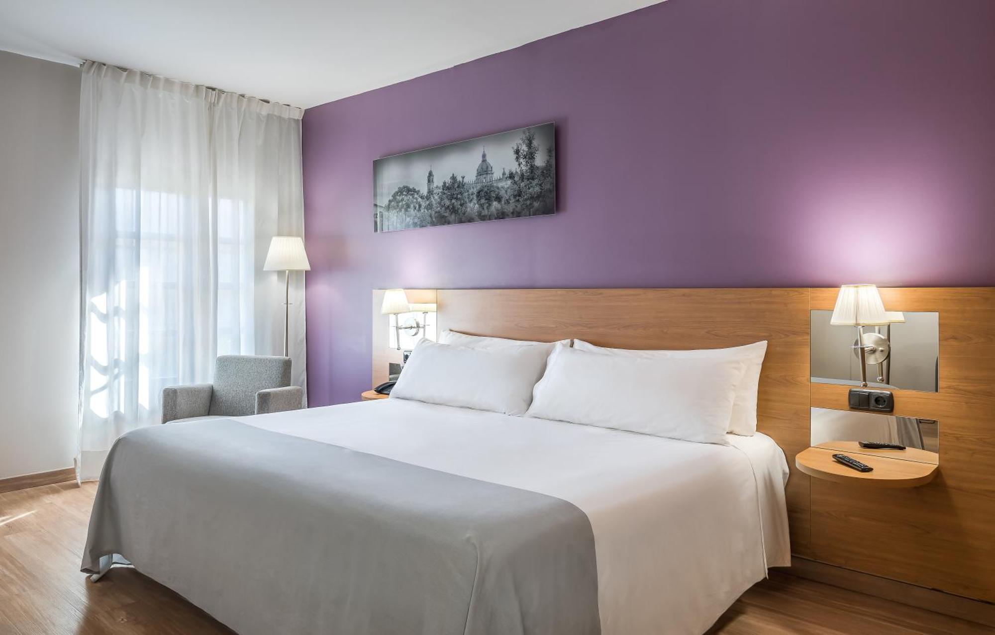 Superior Double Room (3 Adults)