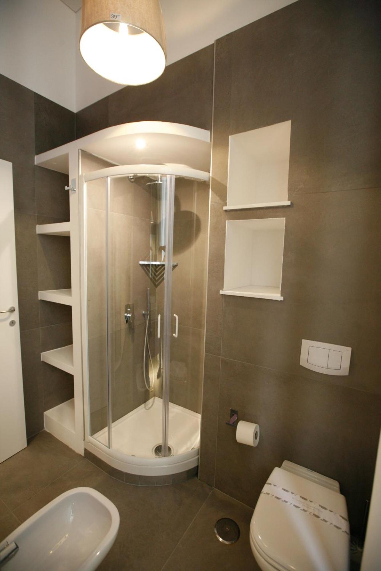Large Single Room