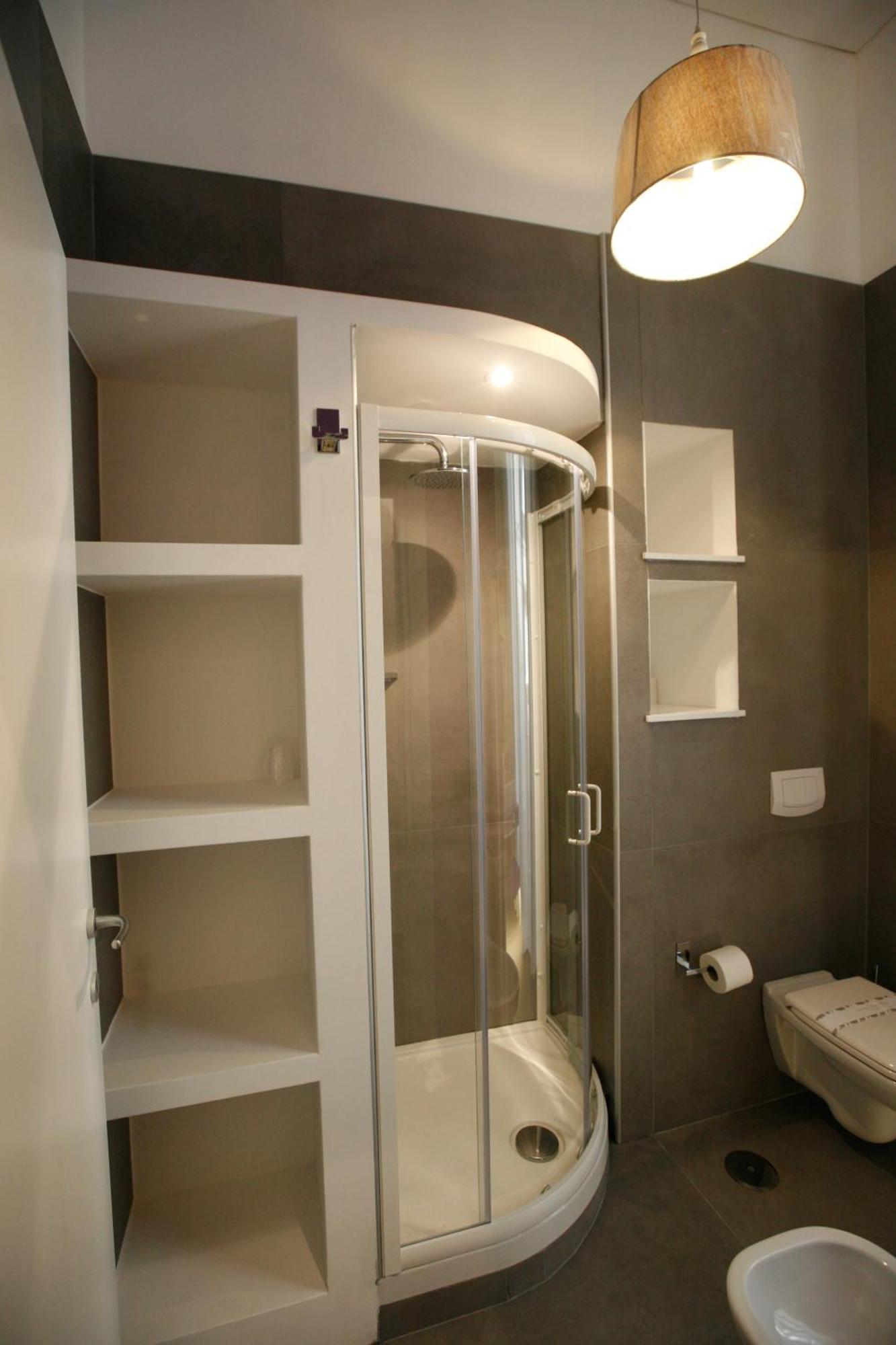Large Single Room