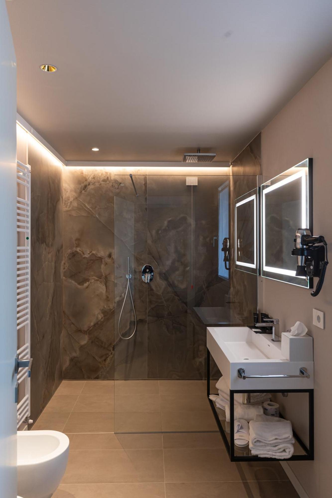 Suite Lake View
