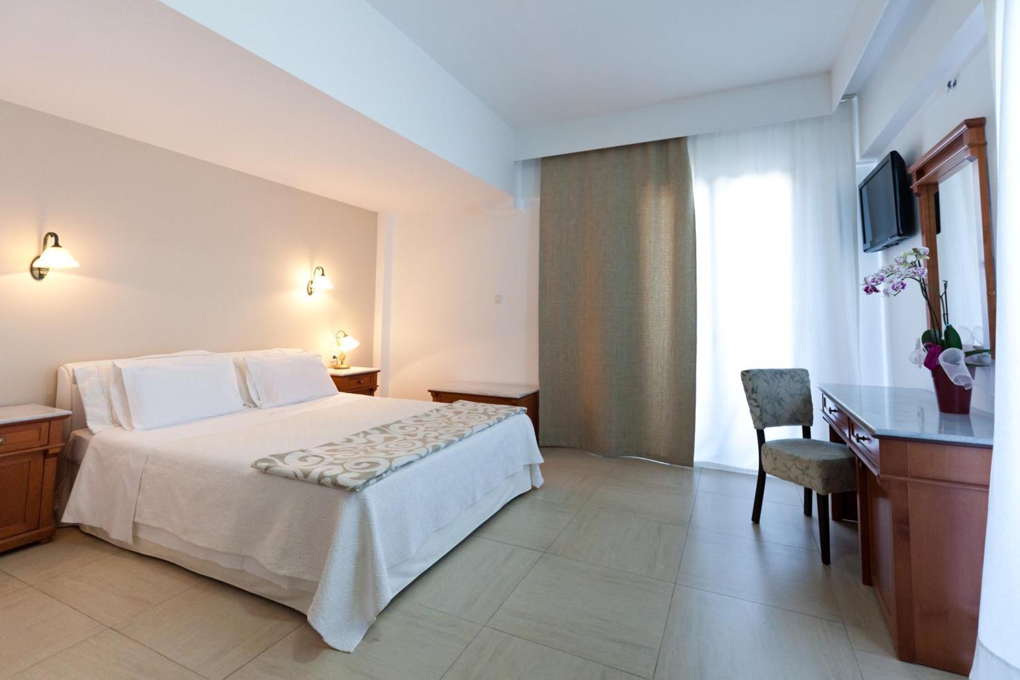 Superior Double Room,1590284922:JPEG