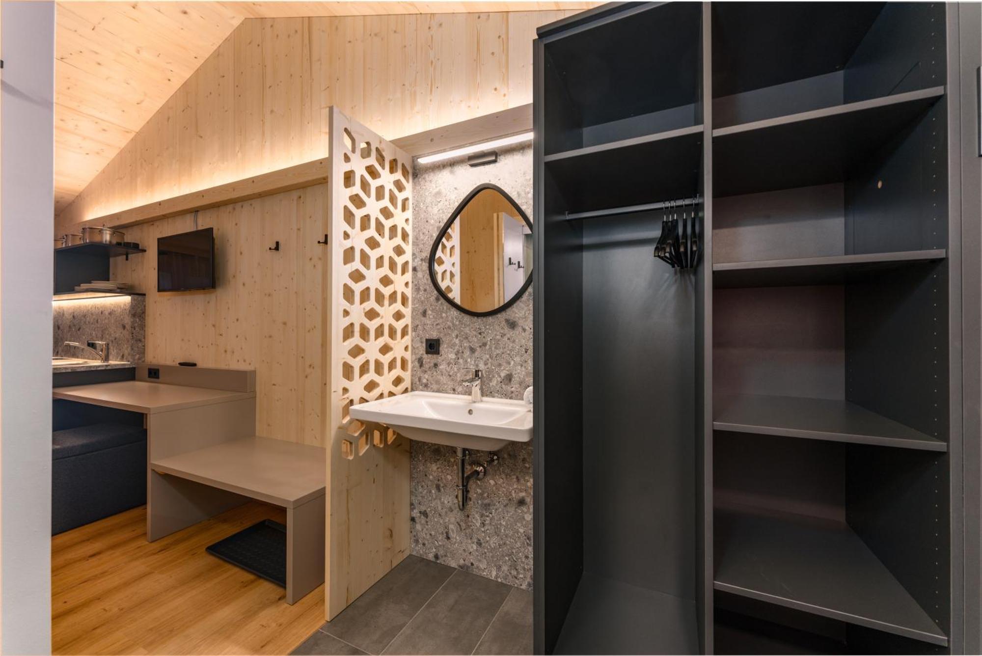 Cozy Studio Apartment with Balcony