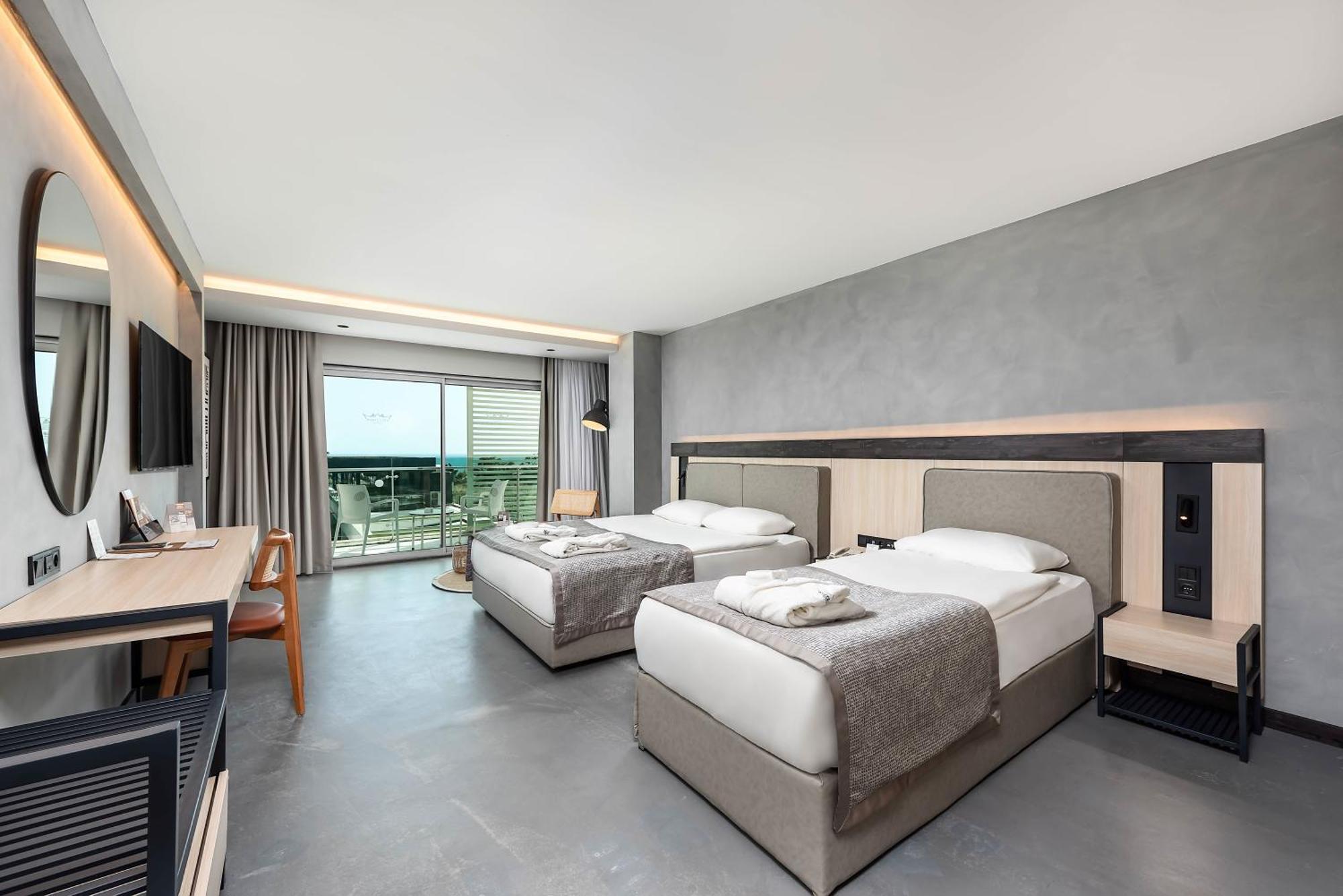 Superior Junior Suite met Uitzicht op Zee