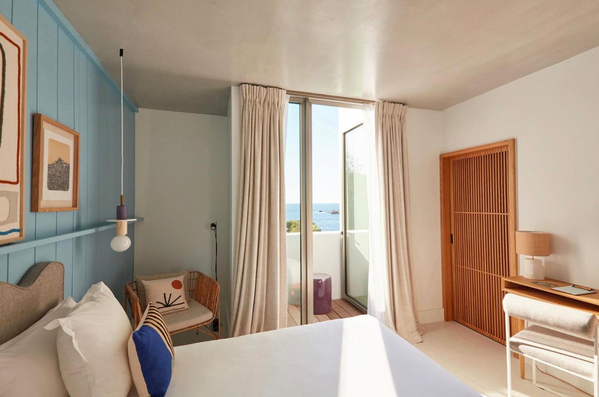 Standard Double Room Ocean View Balcony,1604777304:JPEG