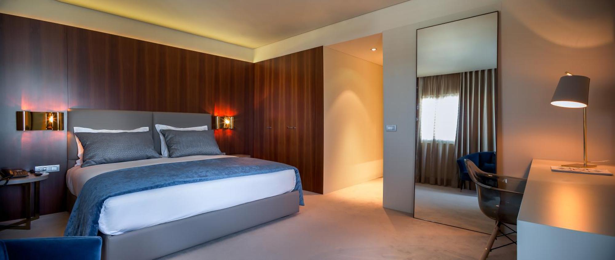 Queen Room Spa Bath