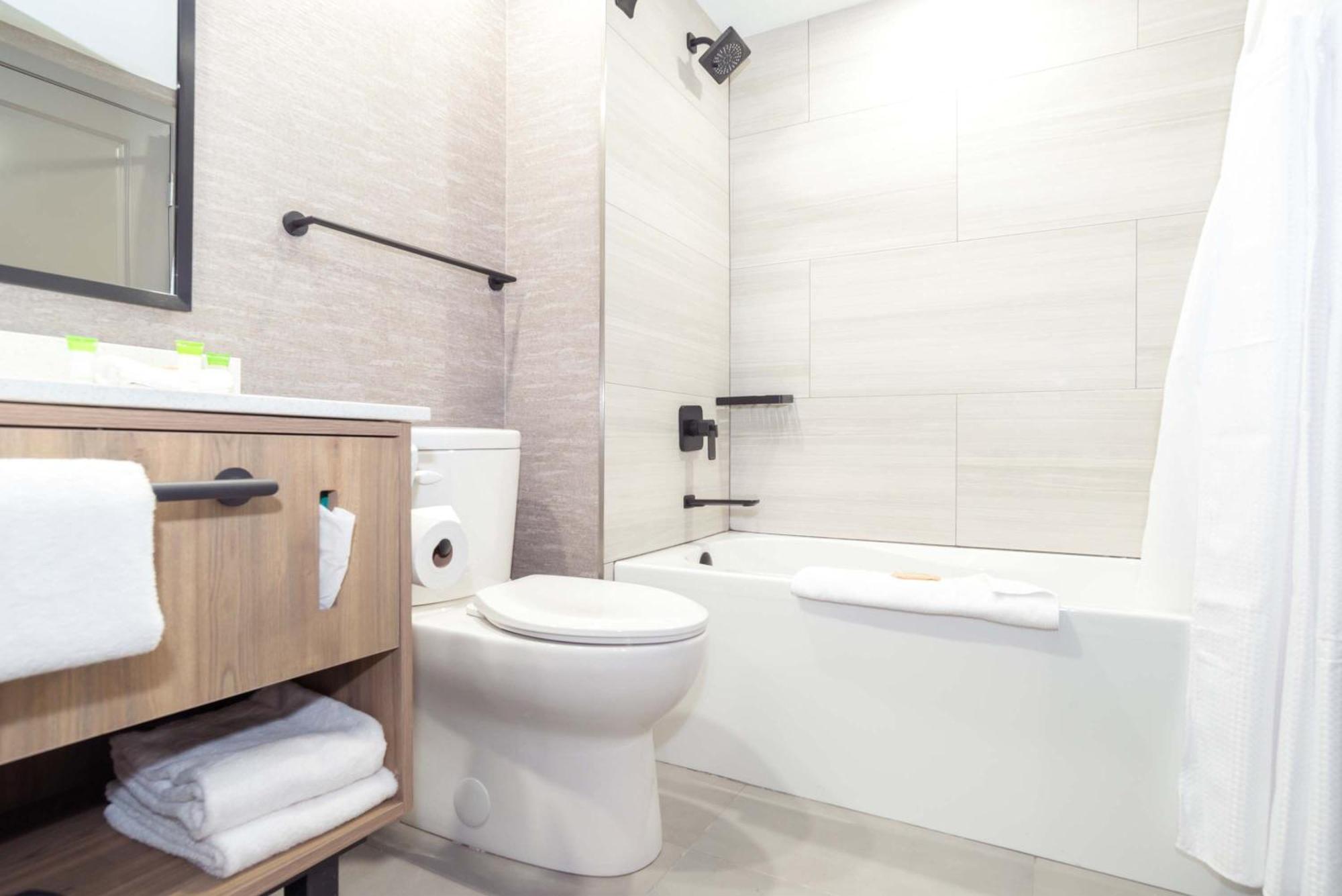 Quarto Standard com 1 Cama King-size