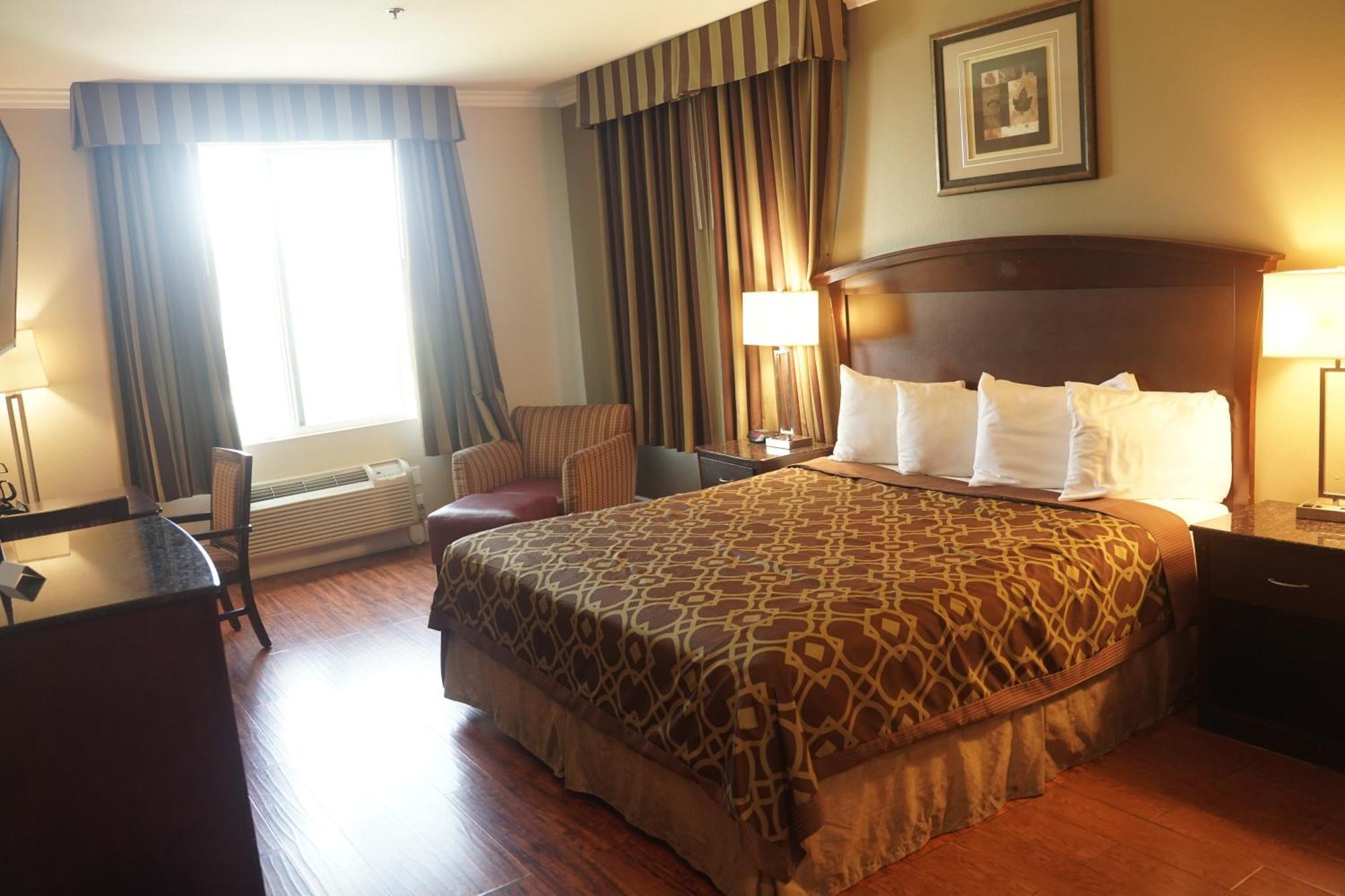 King Room - Non-Smoking