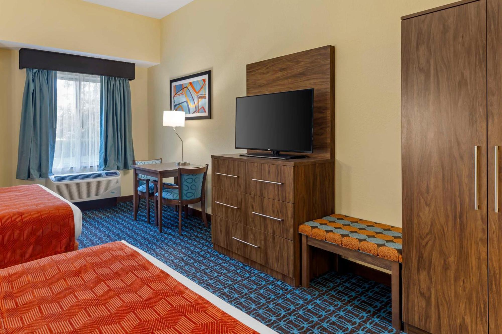 Queen Room with Two Queen Beds