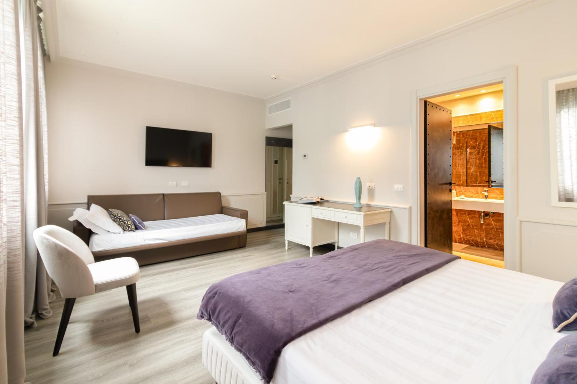 Executive Quadruple Room