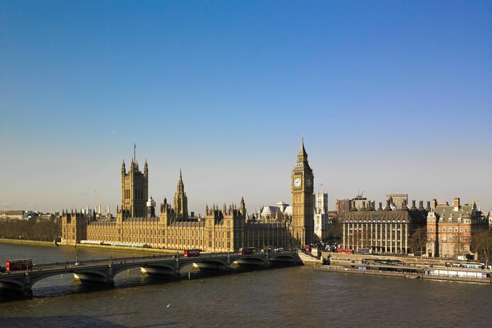 Superior King Room View of Big Ben