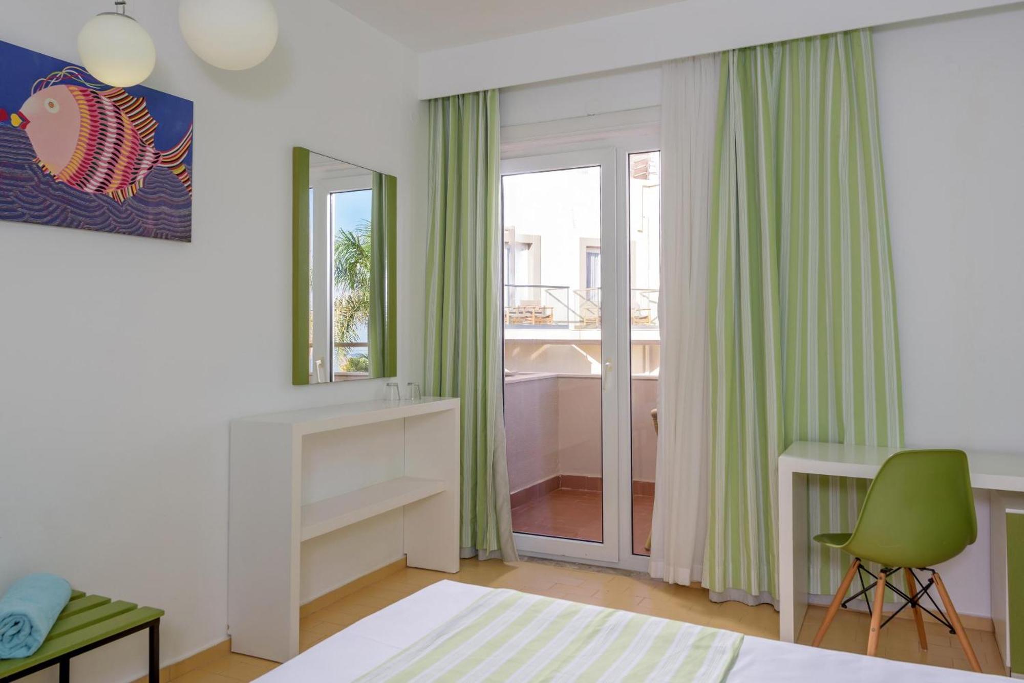Double room Land View