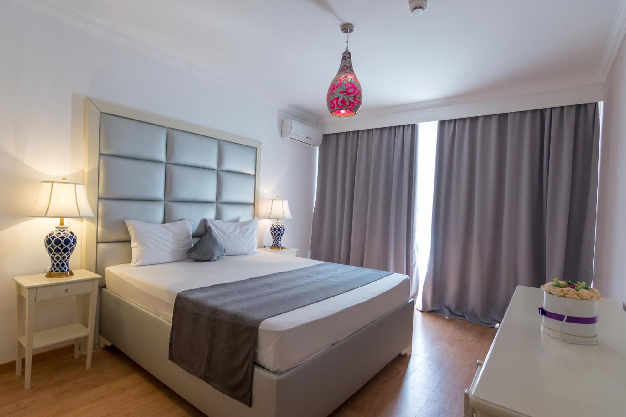 Apartment mit Balkon