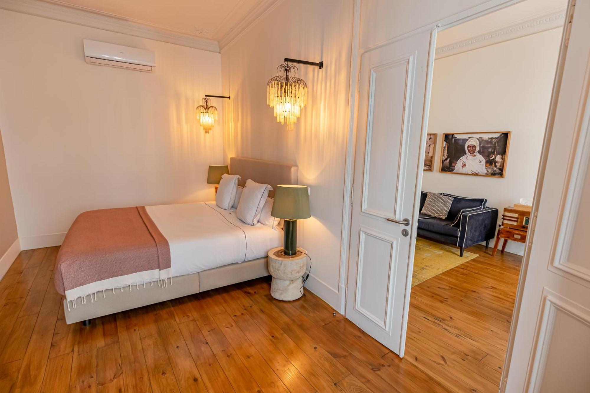 Deluxe Suite,1672612808:JPEG