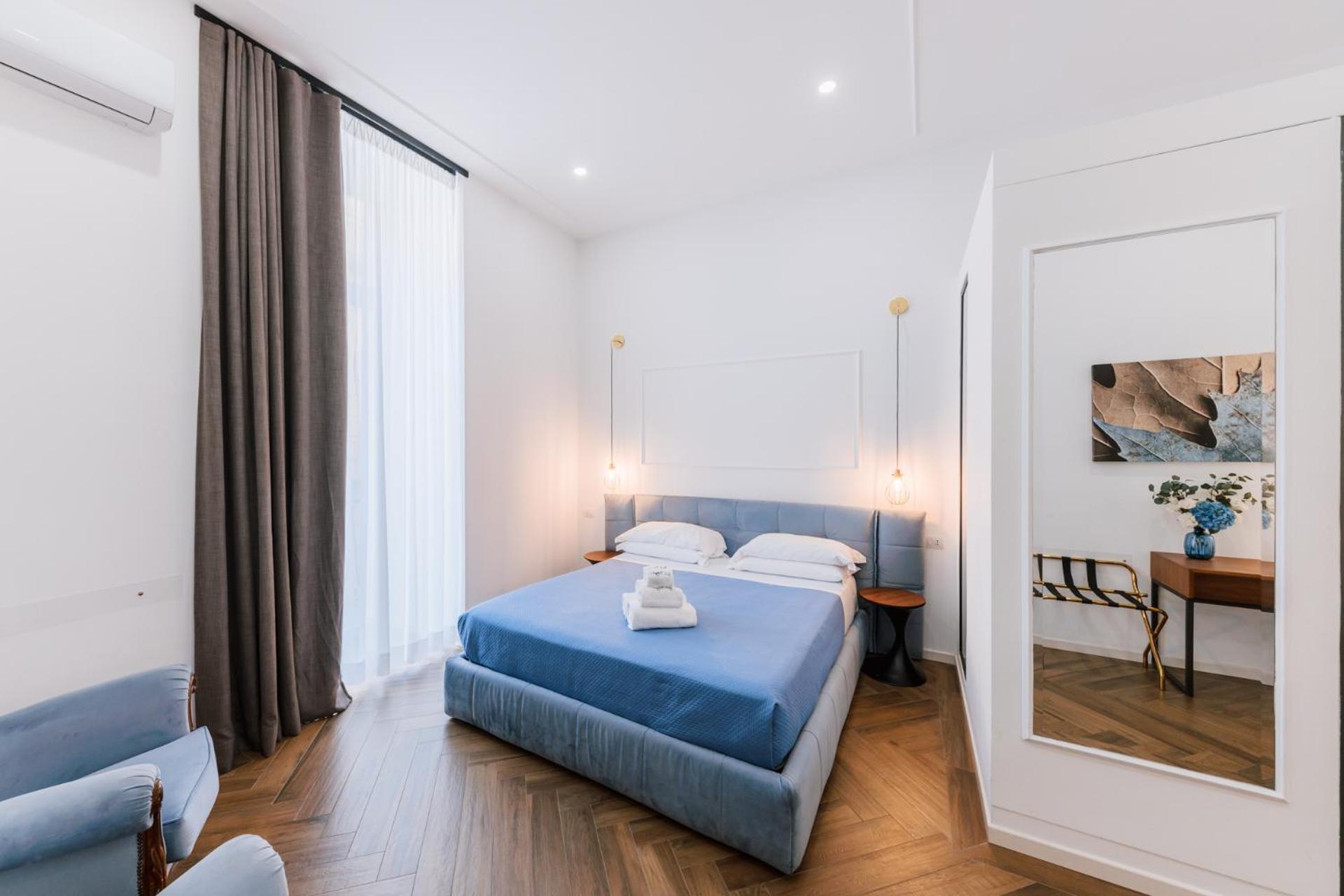 Deluxe Double Room Side Sea View