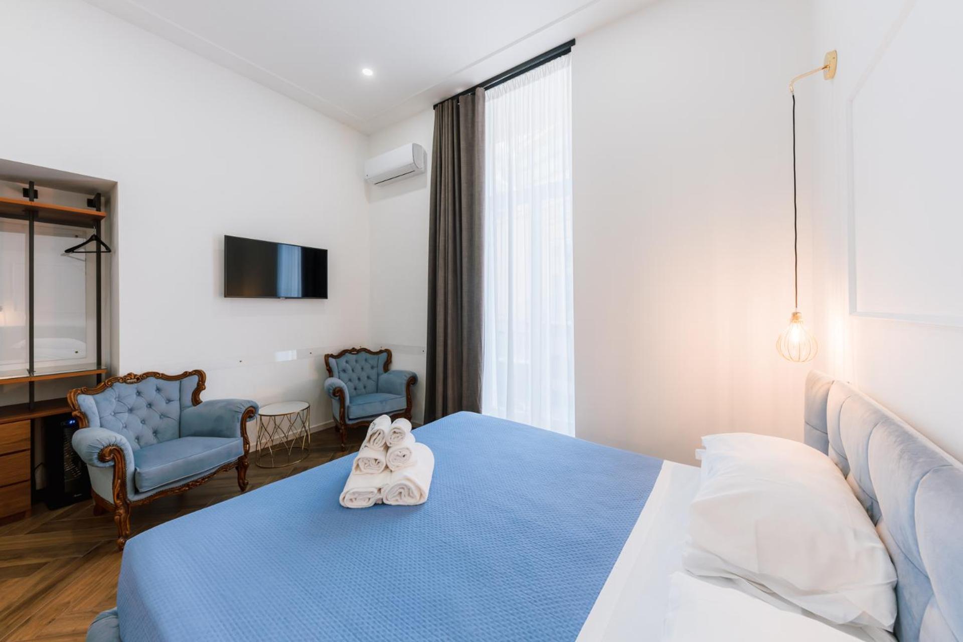 Deluxe Double Room Side Sea View