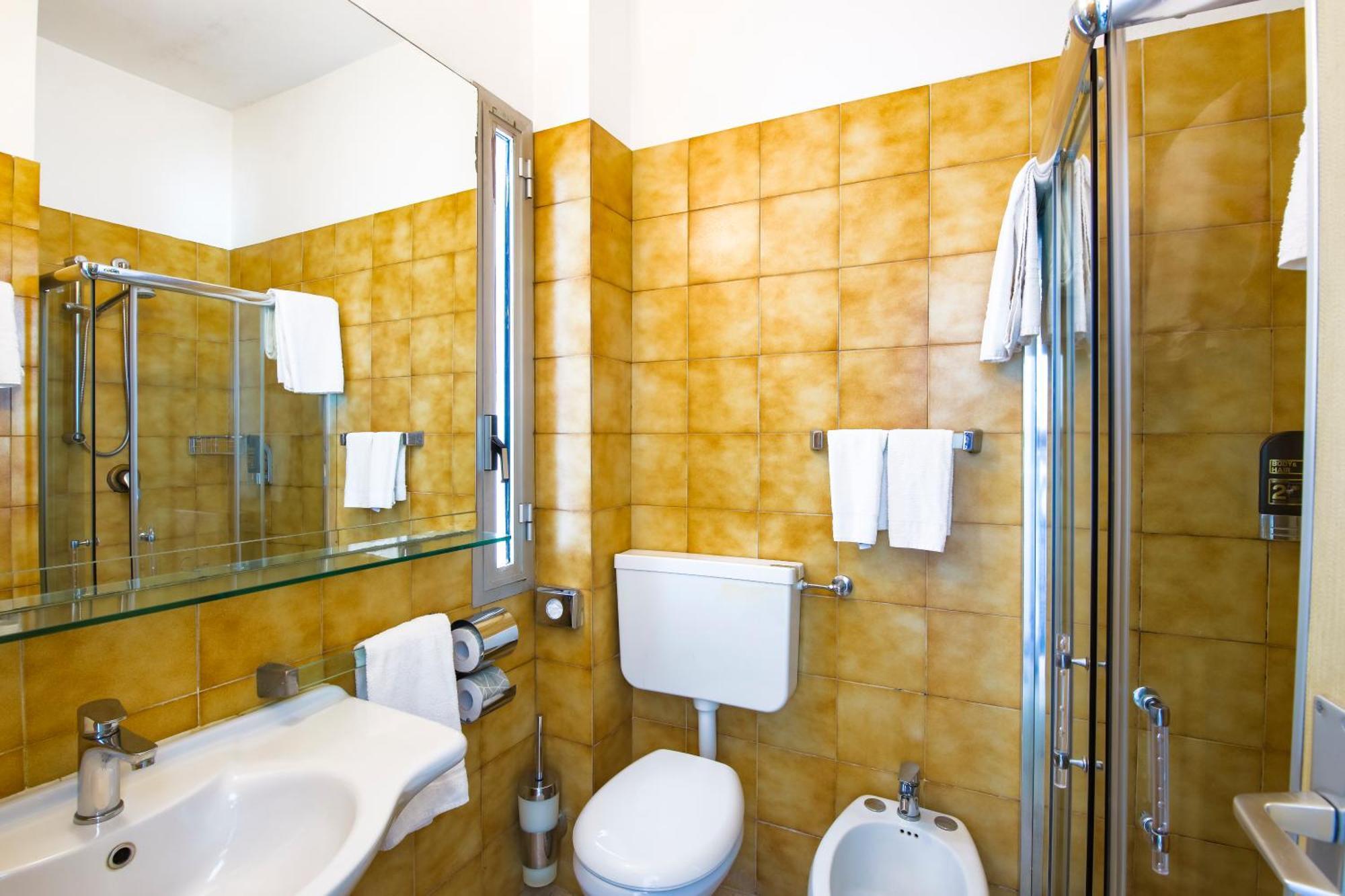 Double or Twin Room Balcony