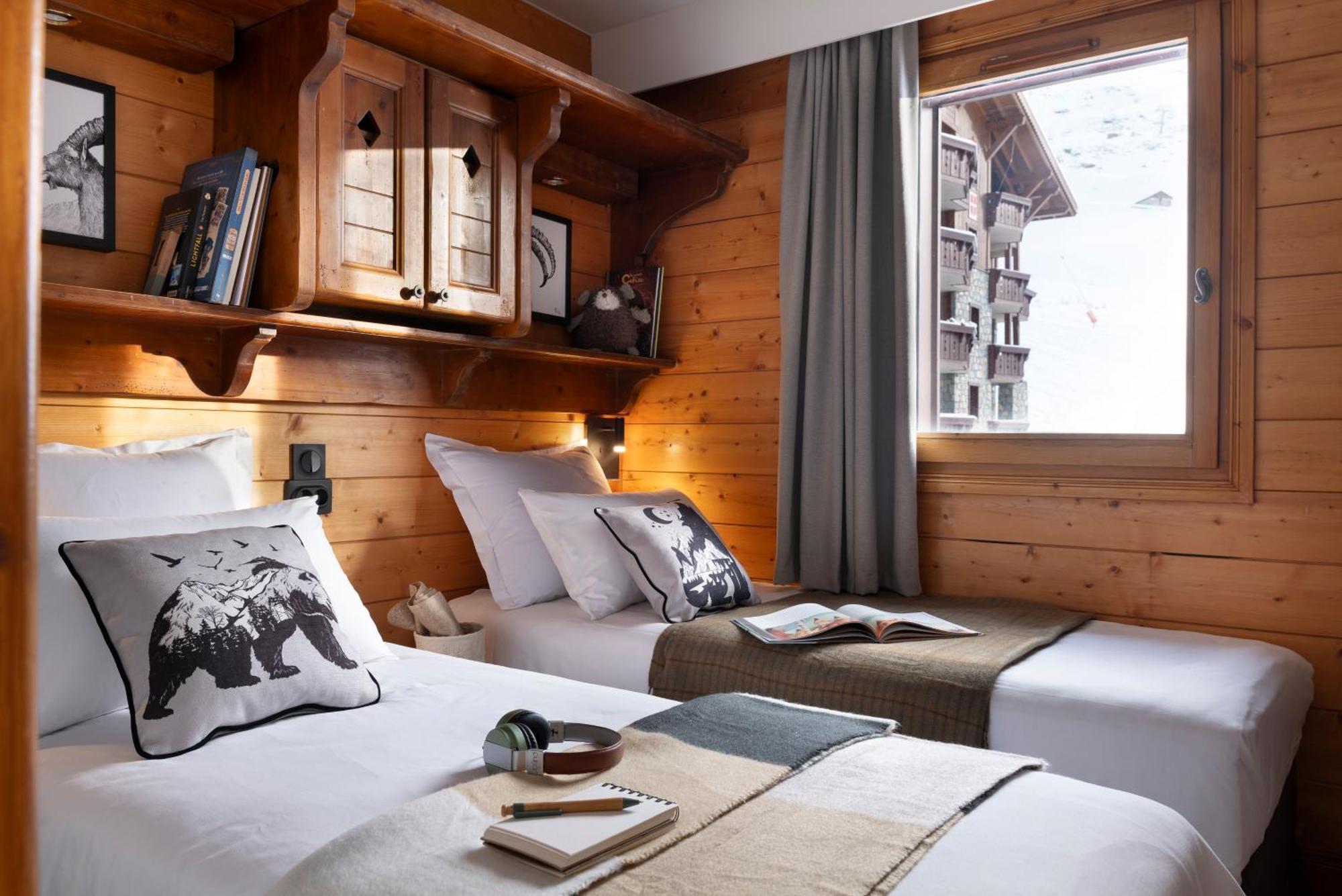 Superior Four-Bedroom Apartment (10 People)