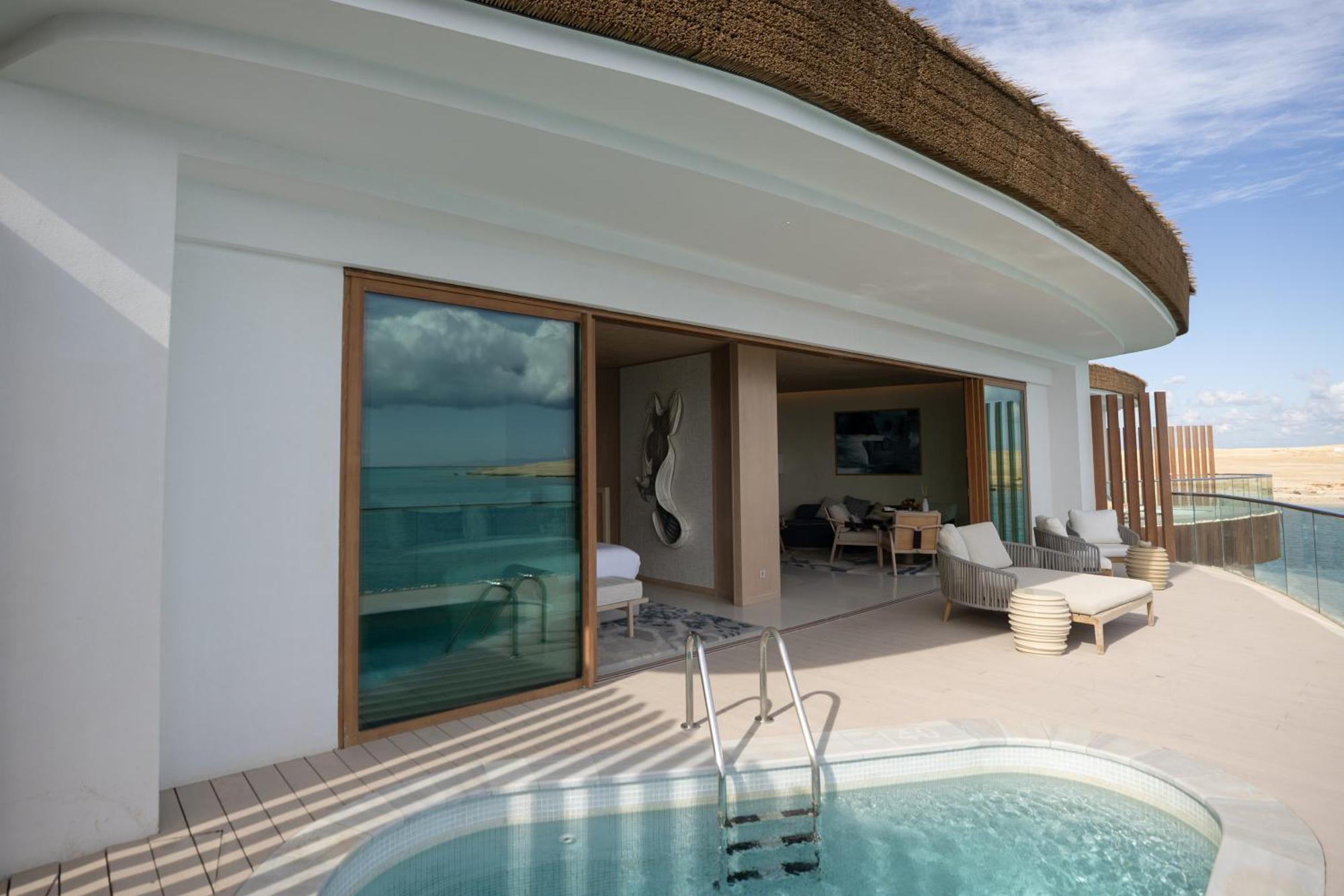 Water Bungalow Suite