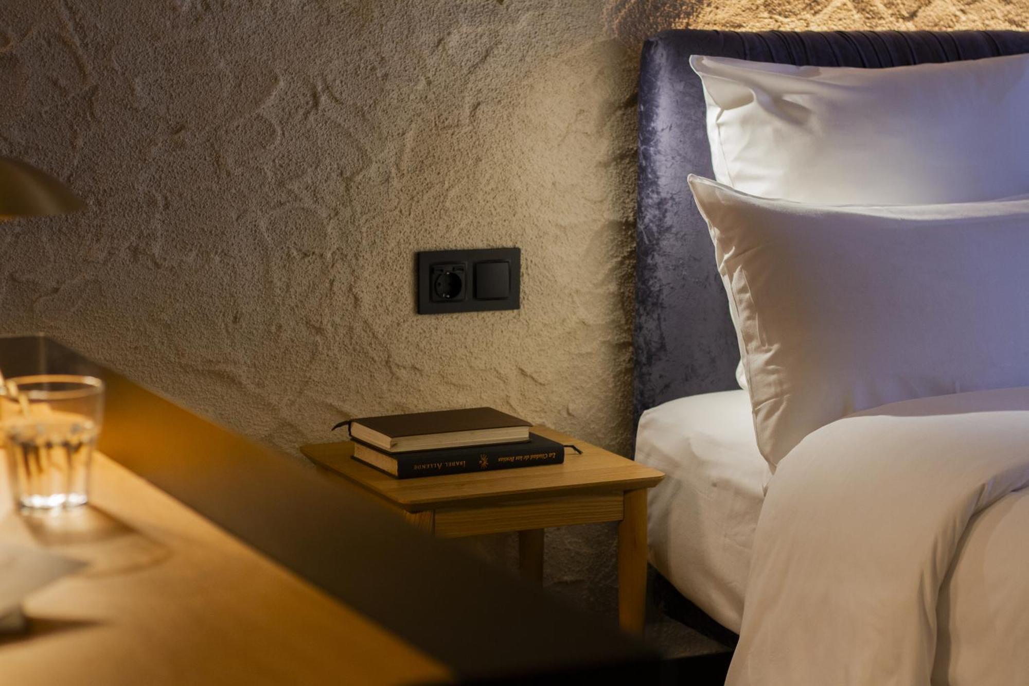 Single Room with Double Bed