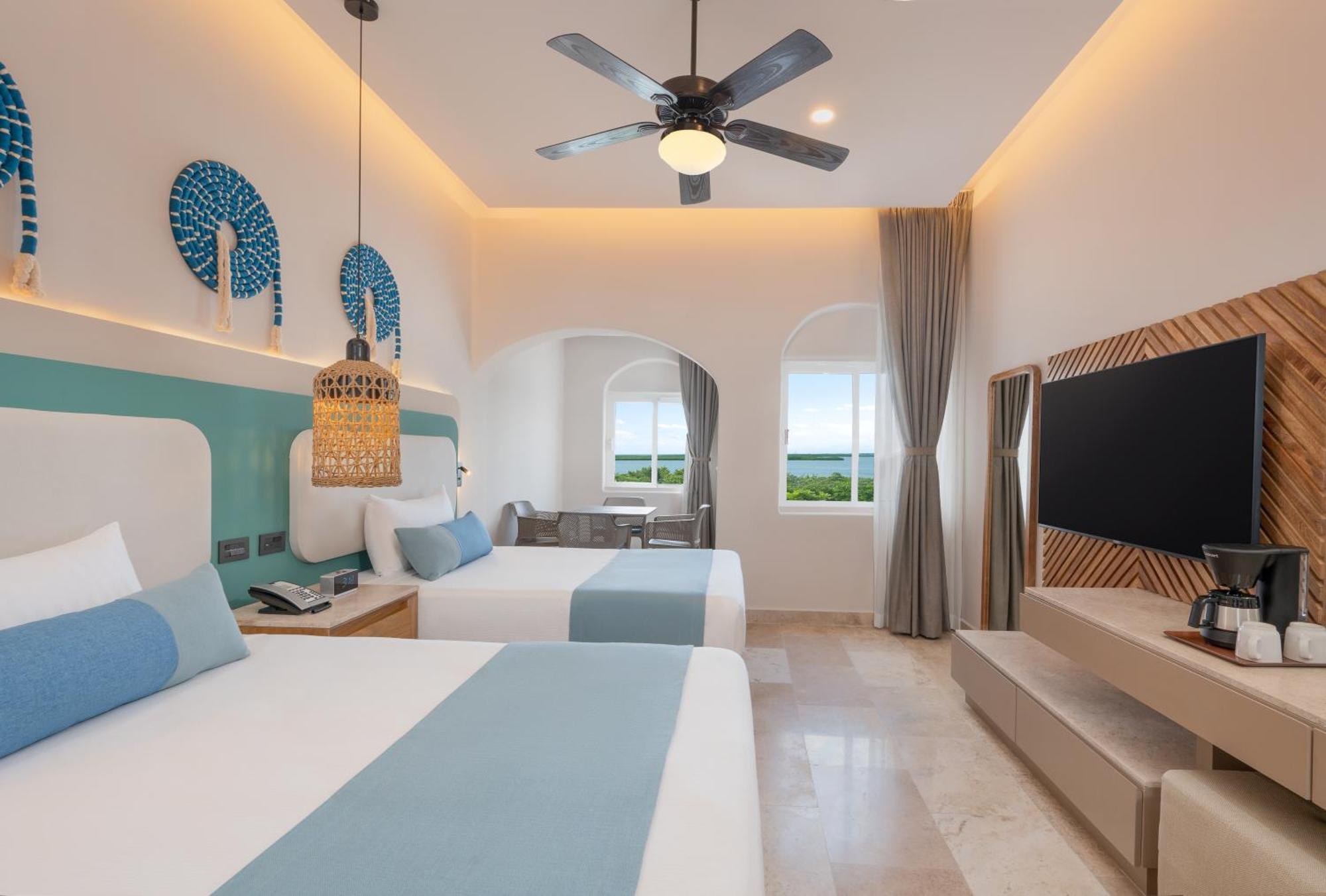 Deluxe Room with Lagoon View,1742699353:JPEG