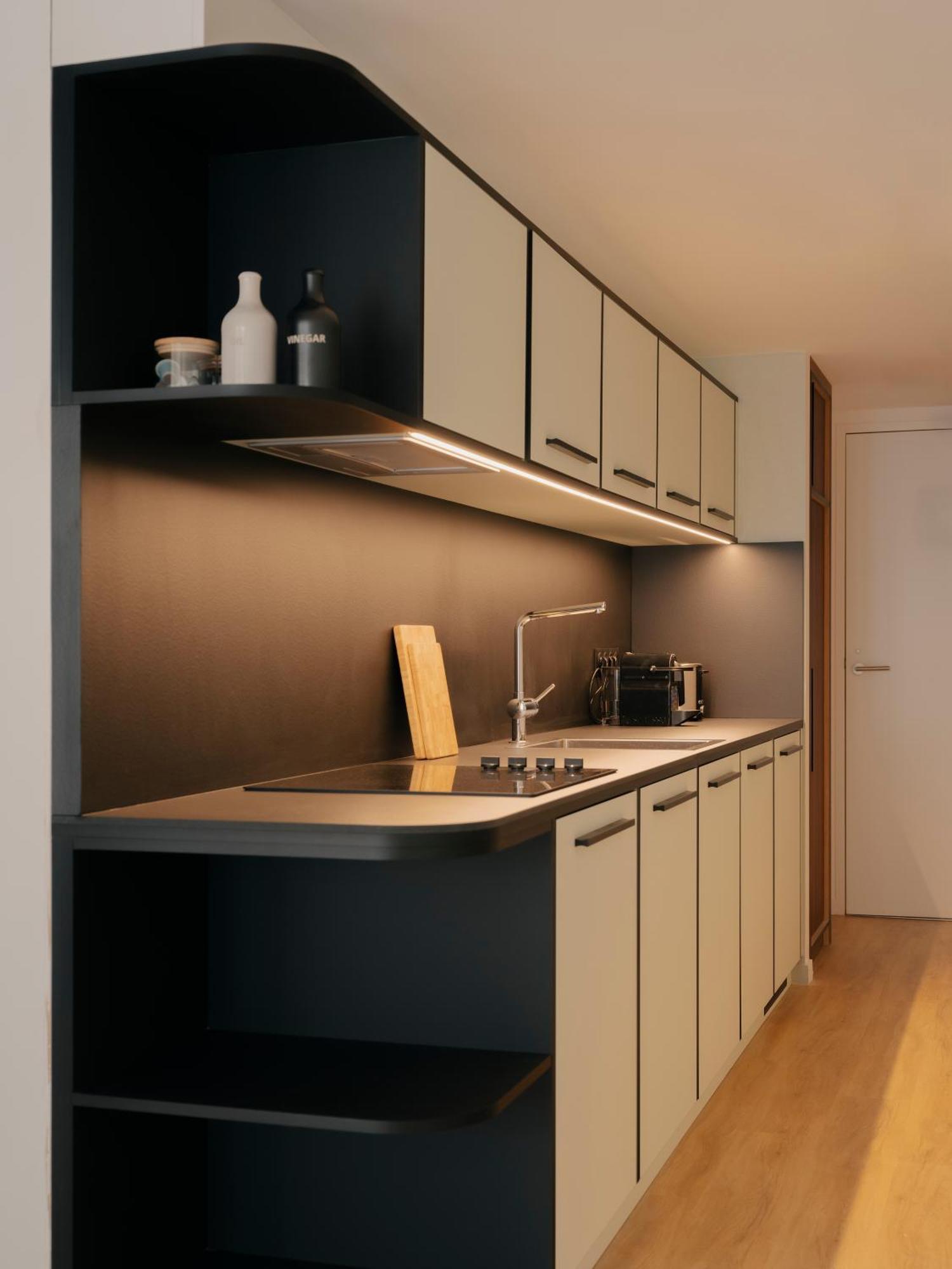 Appartamento con 2 Camere da Letto e Balcone