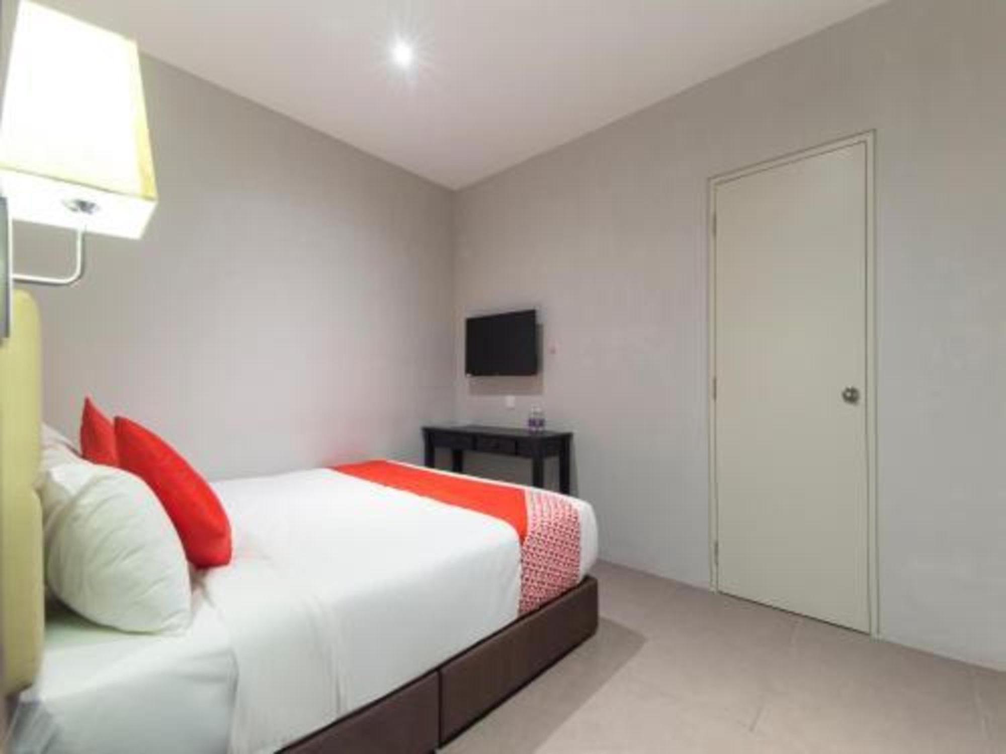 Premium King Room