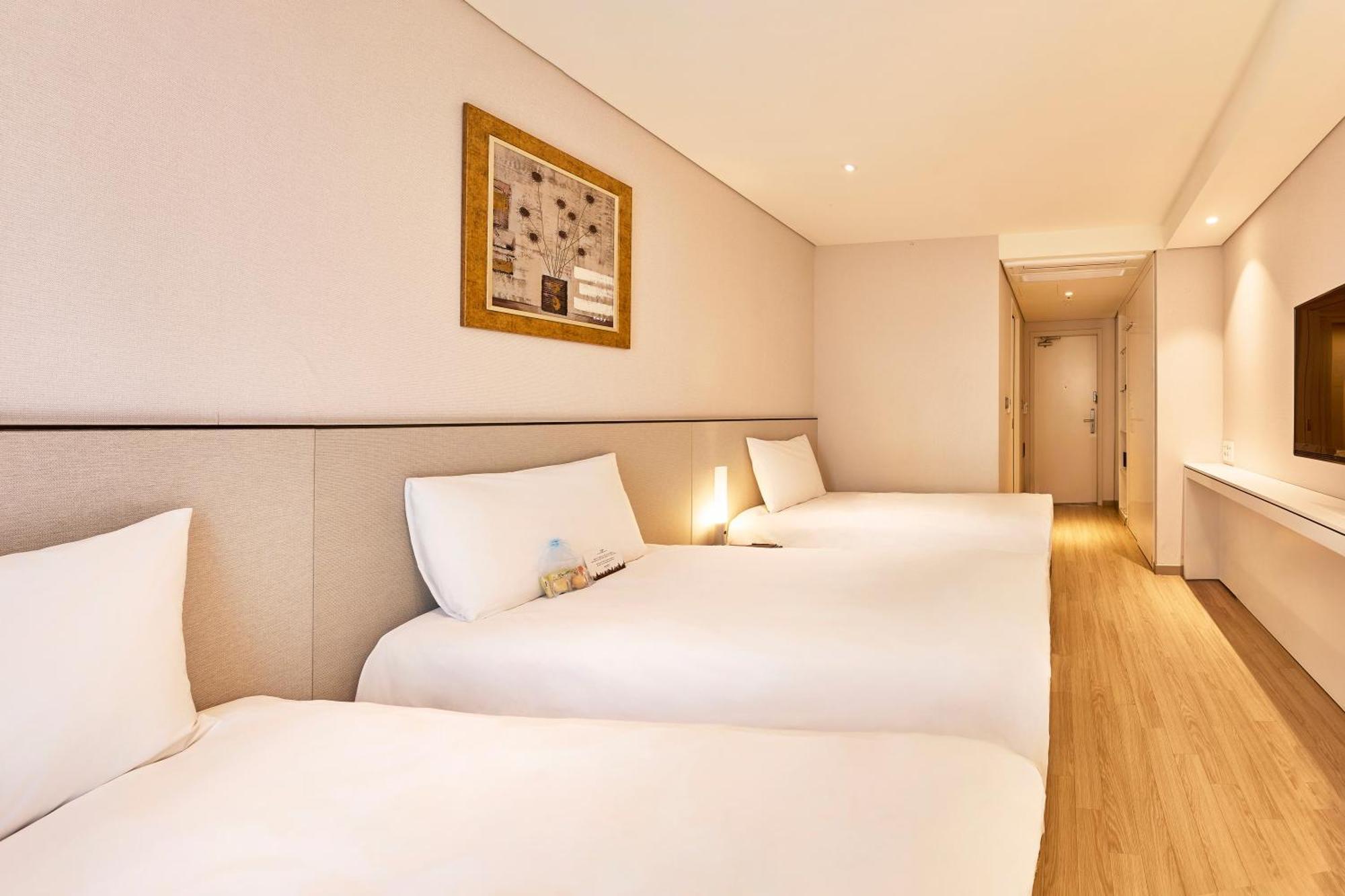 Triple Room - Bath