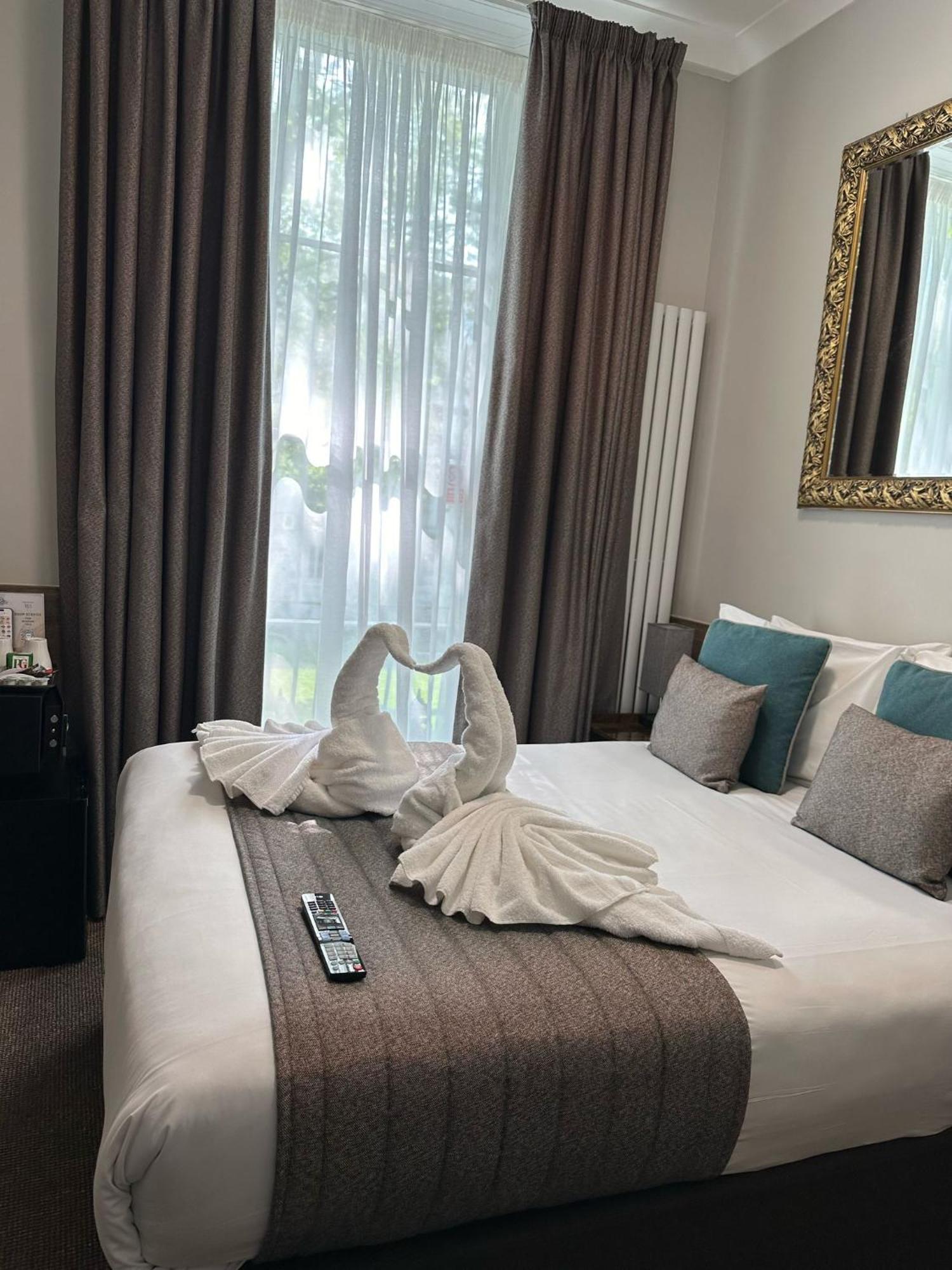 Compact Double Room