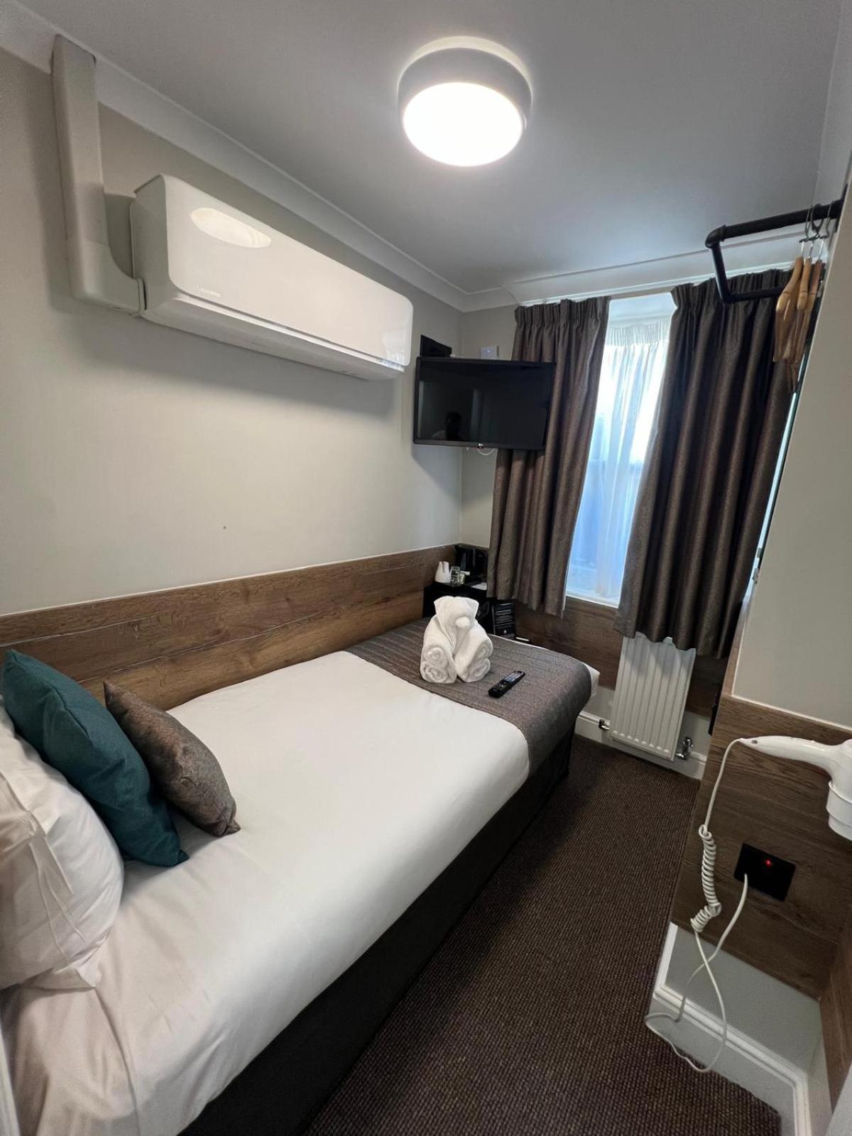 Superior Single Room