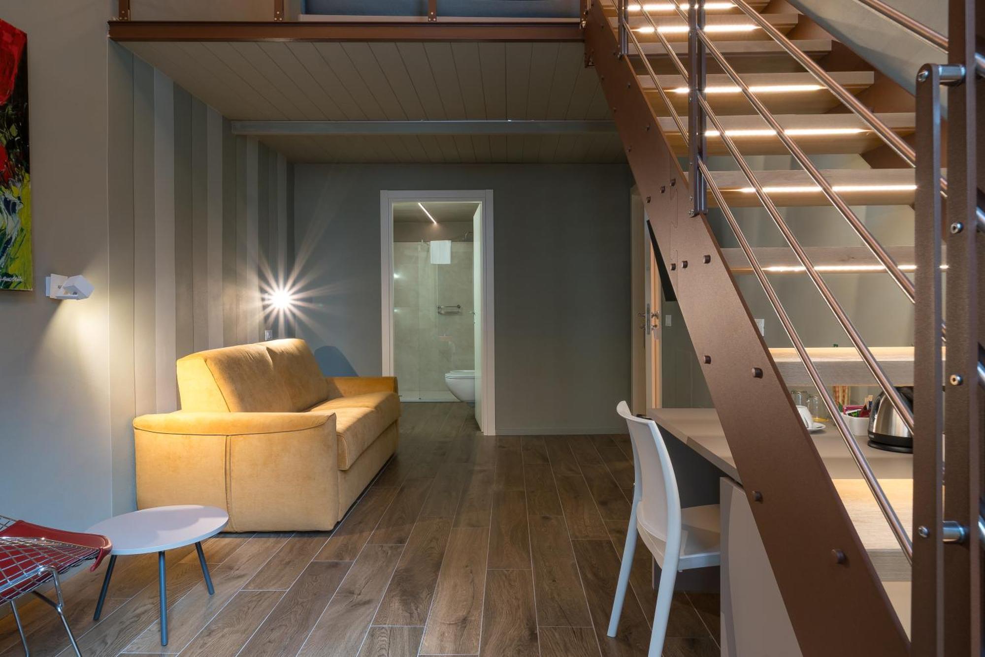 Deluxe Quadruple Room