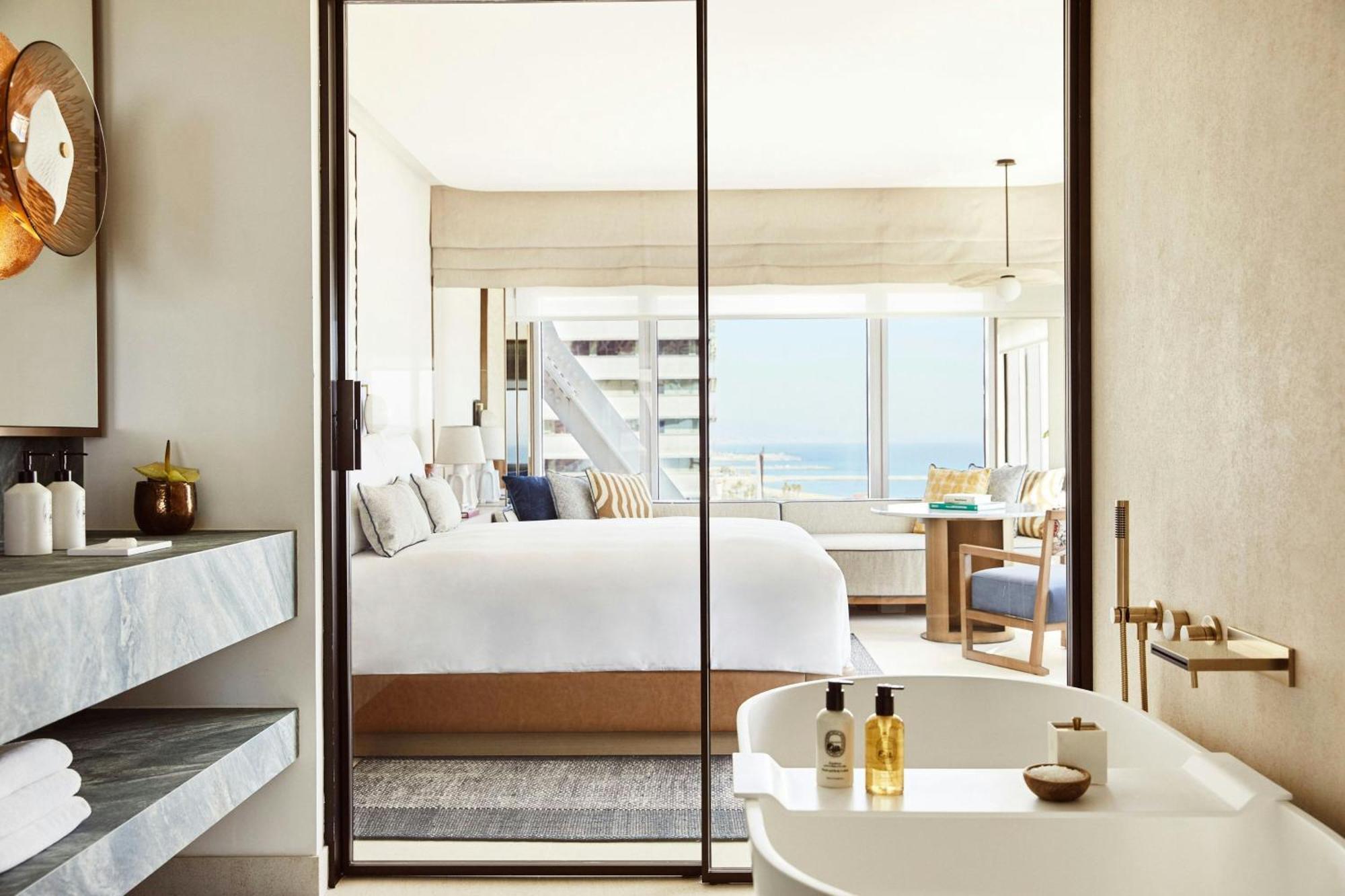 Panorama King Room Partial Sea View,1742620172:JPEG
