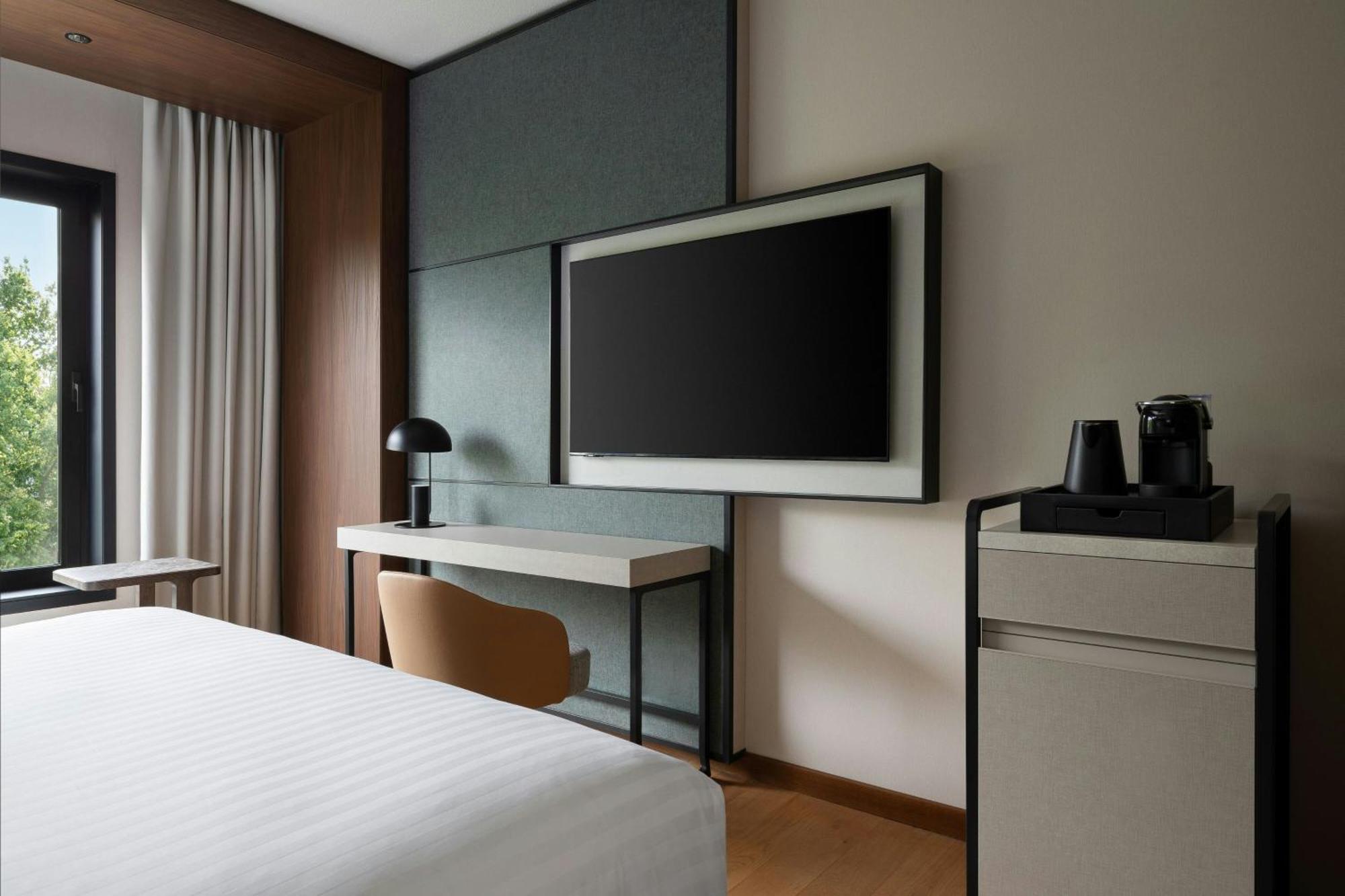 Executive King Room