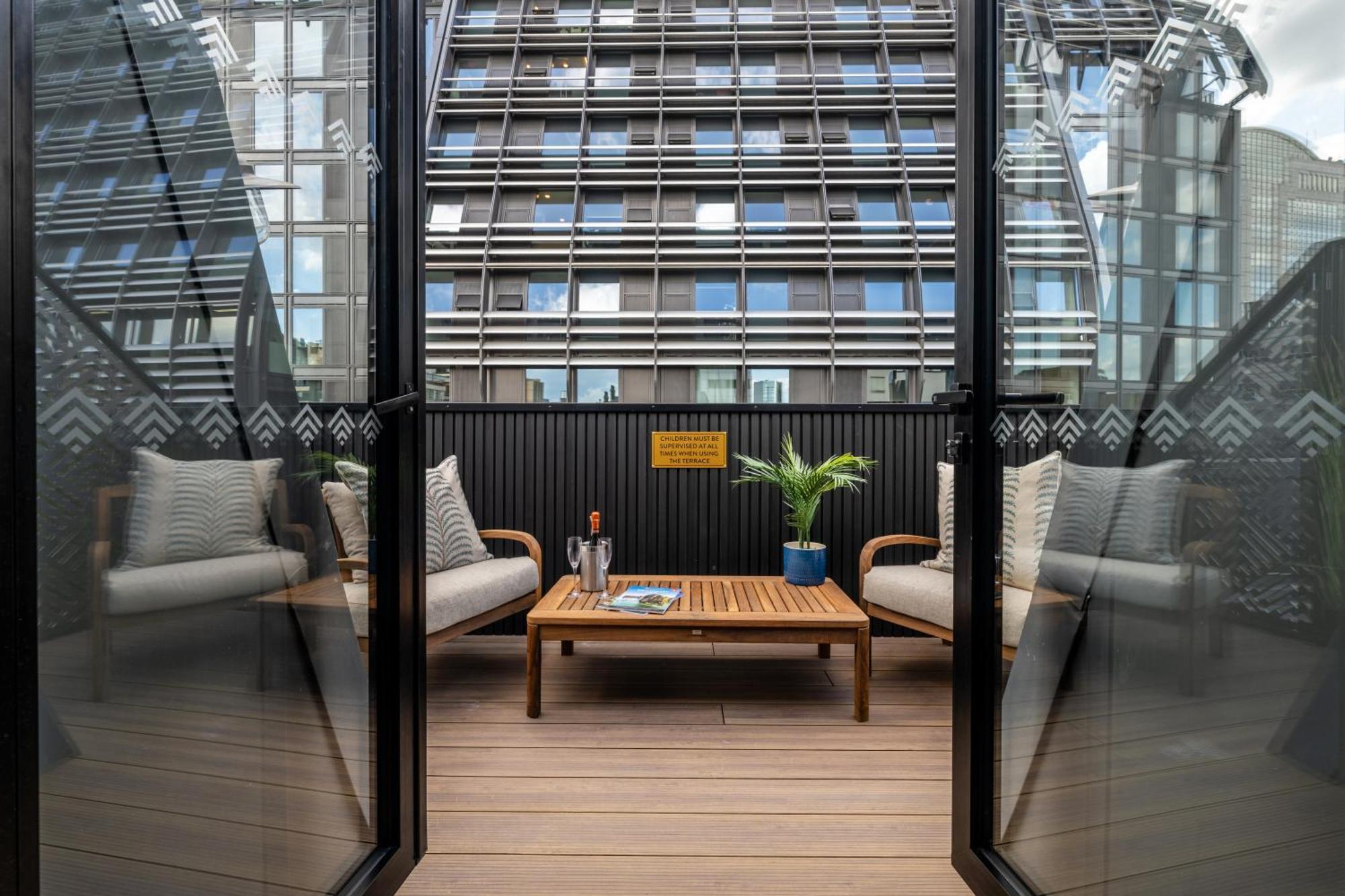 Deluxe Double Room Roof Terrace
