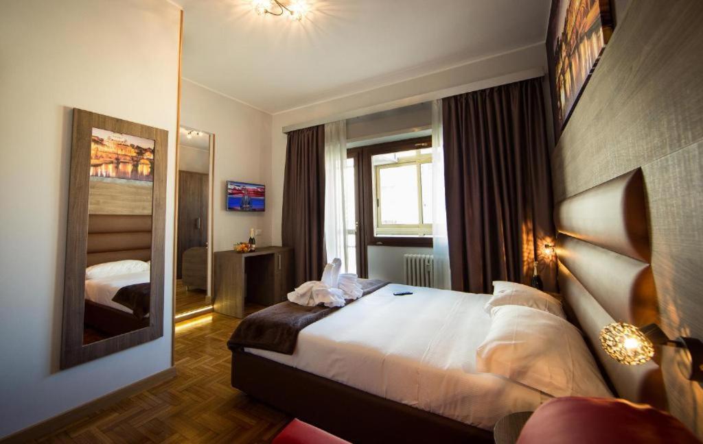 Comfort Triple Room
