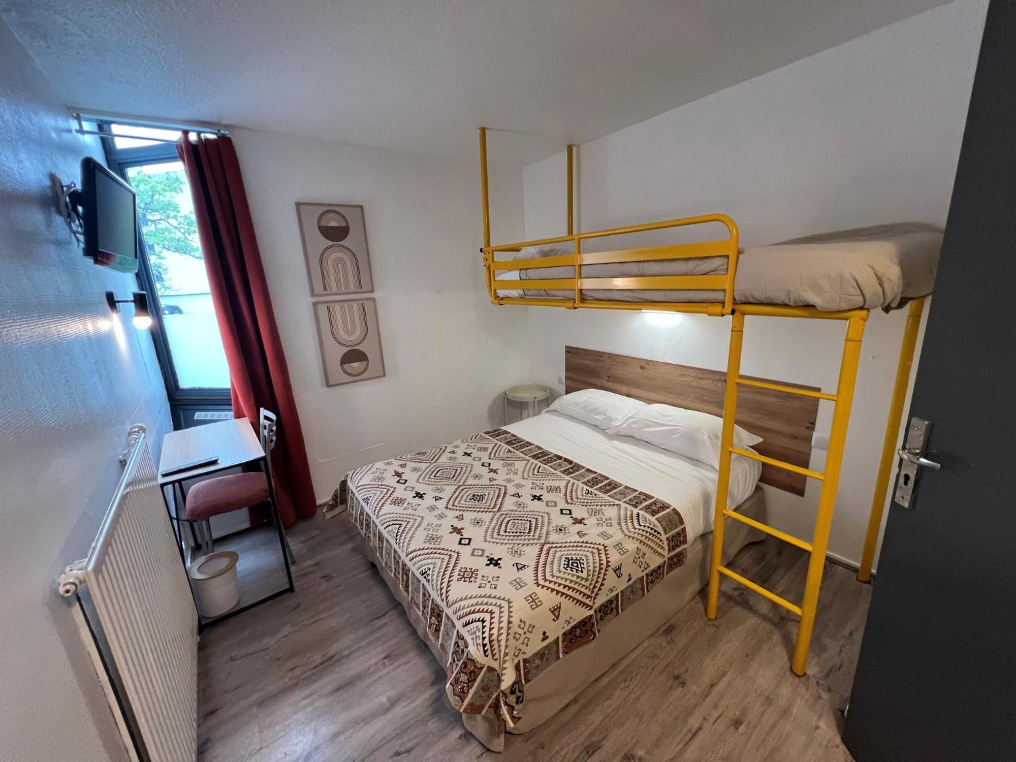 Dreibettzimmer