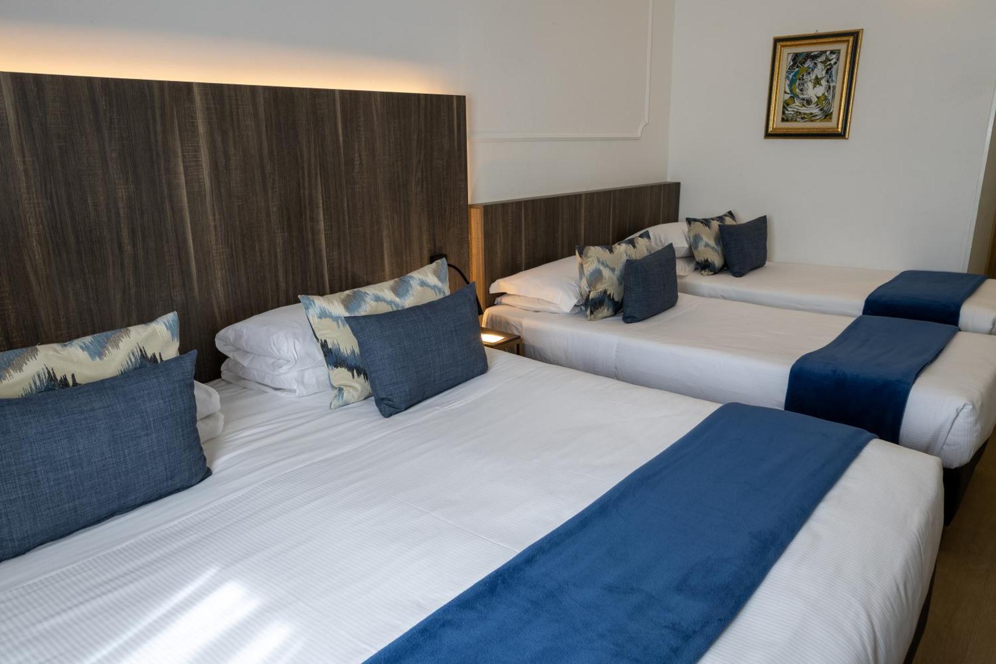 Classic Quadruple Room