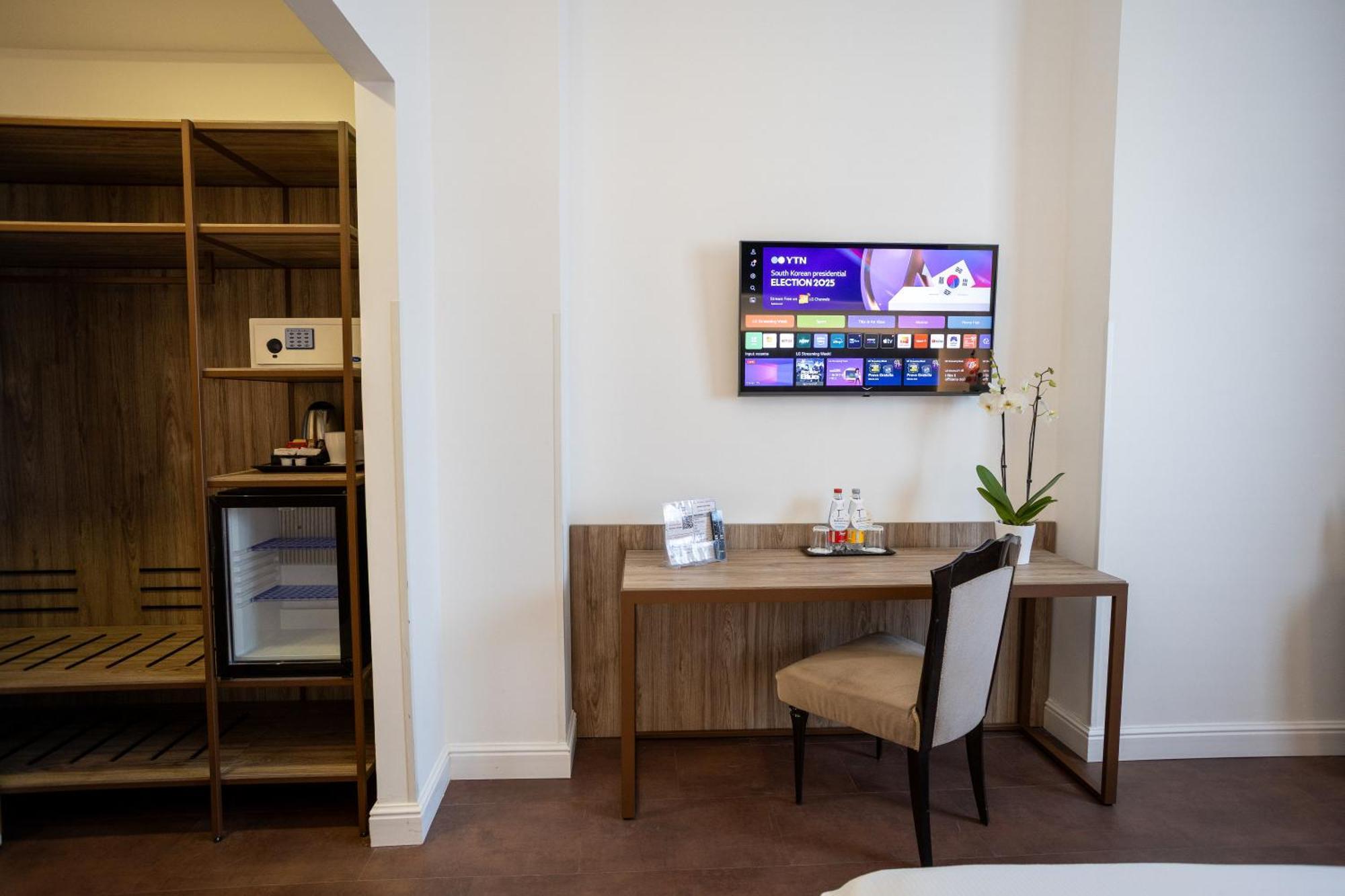 Classic Double Room