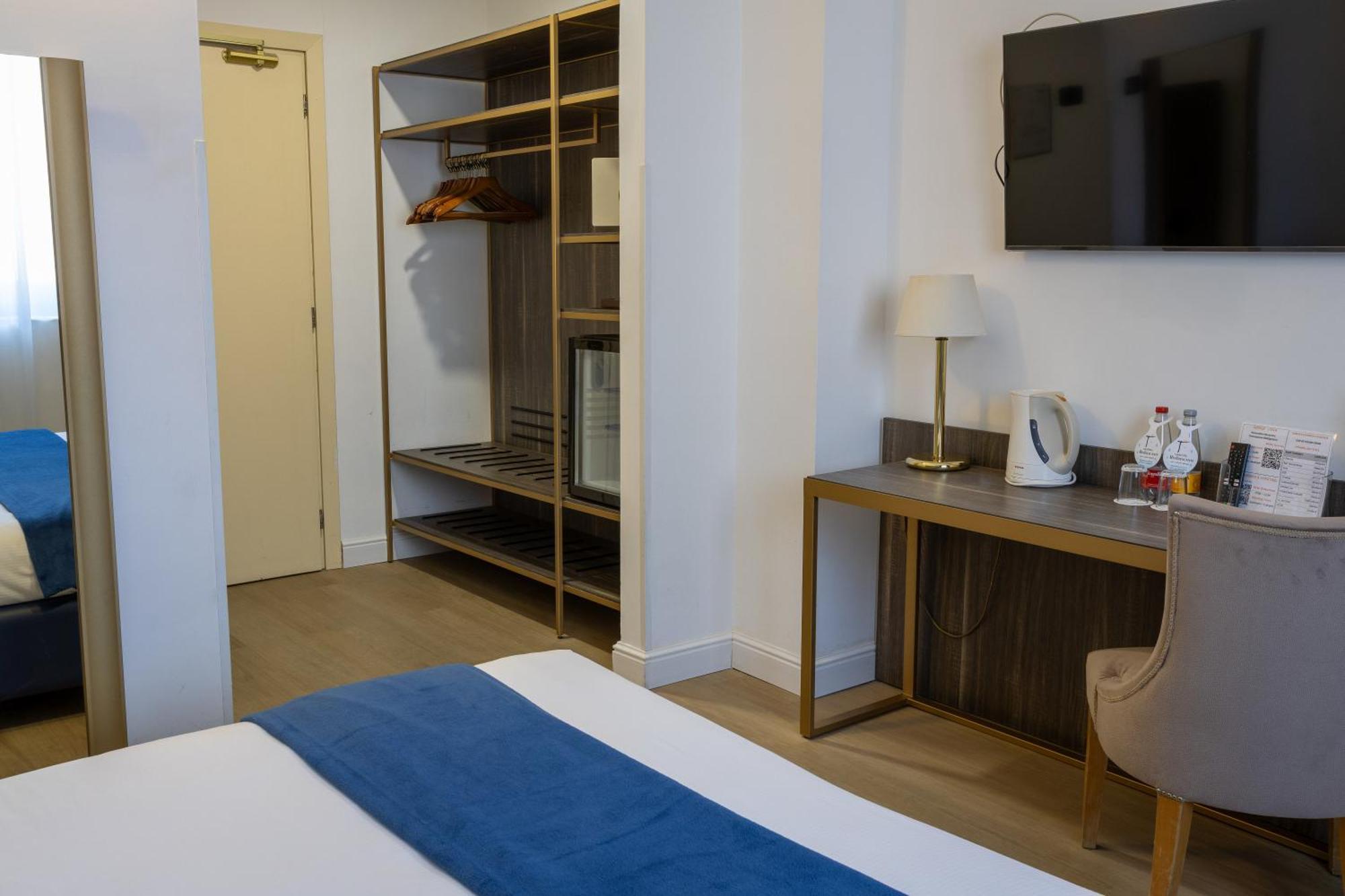 Classic Double Room