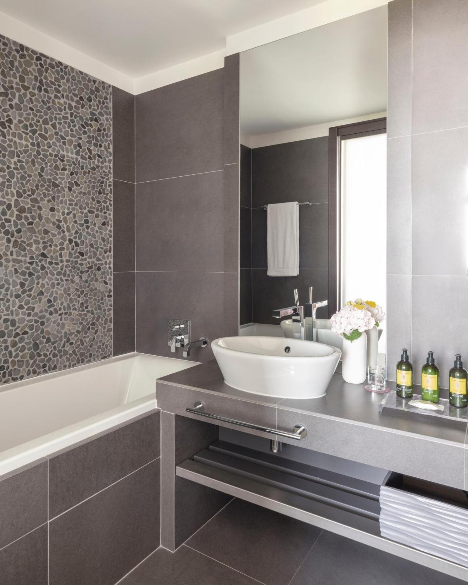 Deluxe Junior Suite