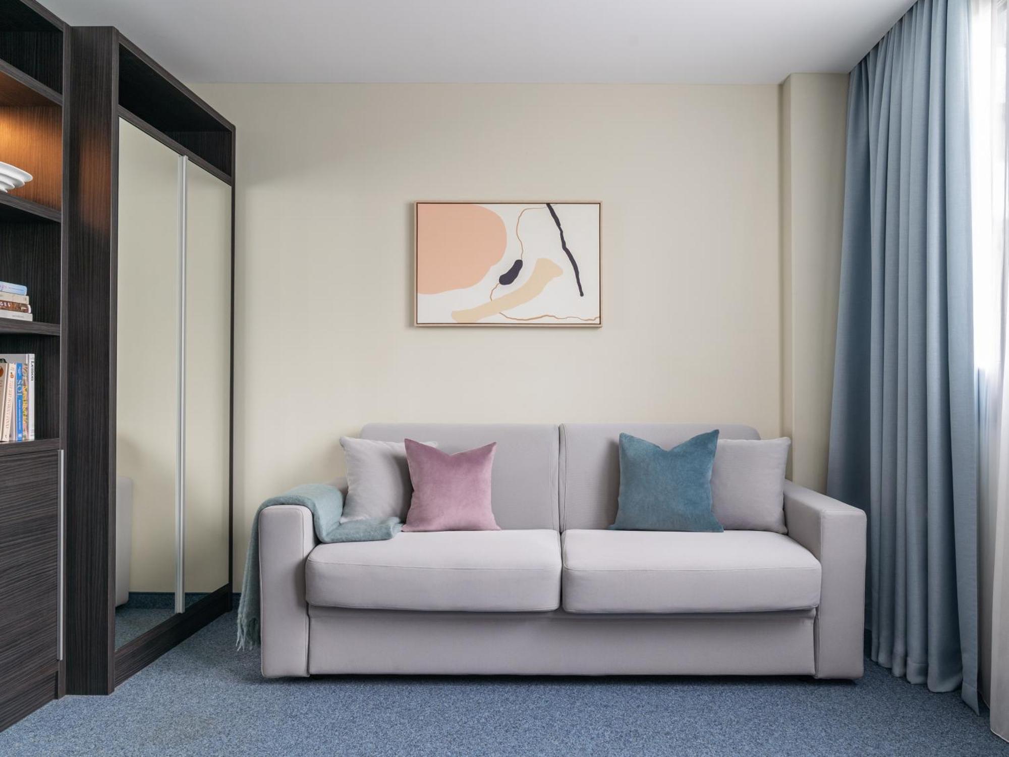 1 Bedroom Apartment Sofa Bed,1692082790:JPEG