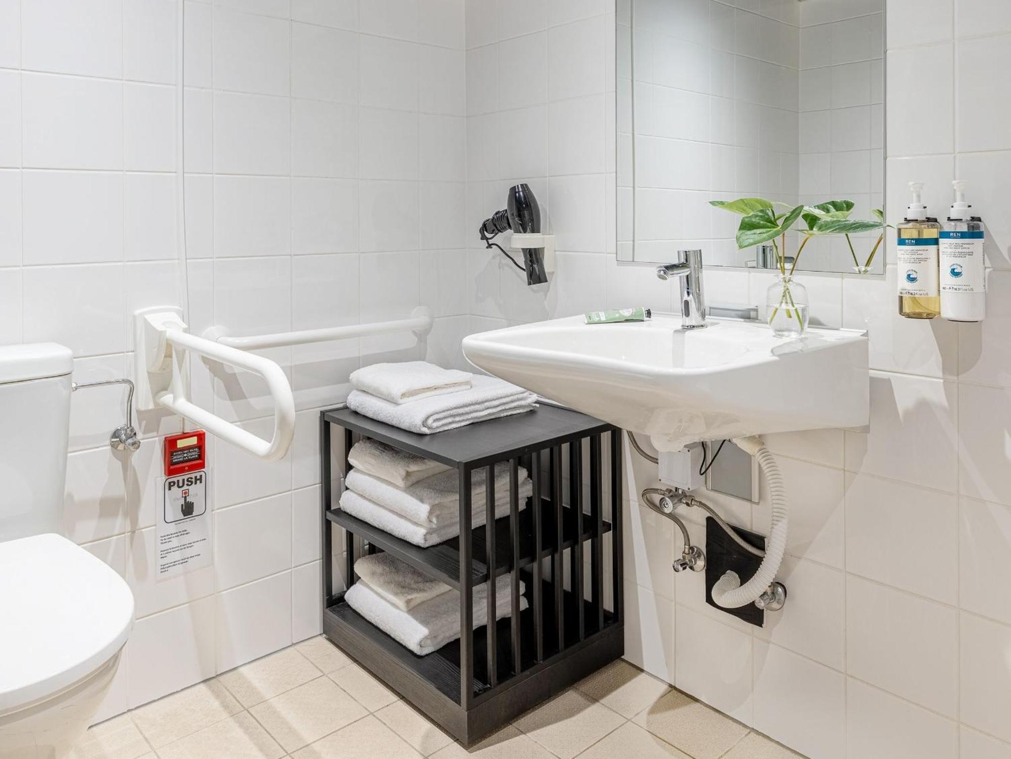 Medium Room - Accessible,1697778846:JPEG